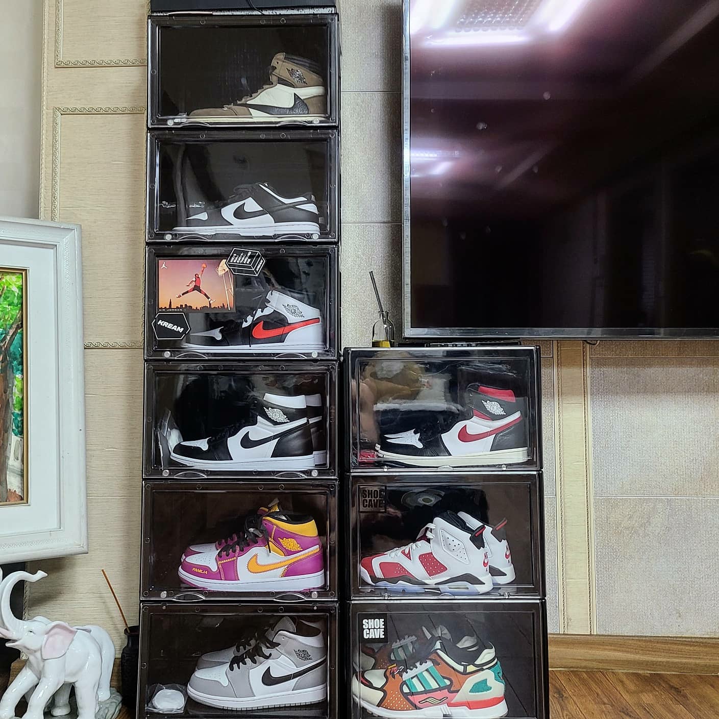 Jordan 1 x Travis Scott Retro High OG SP Mocha, Nike Dunk Low Retro Black 착용 스타일 - 1