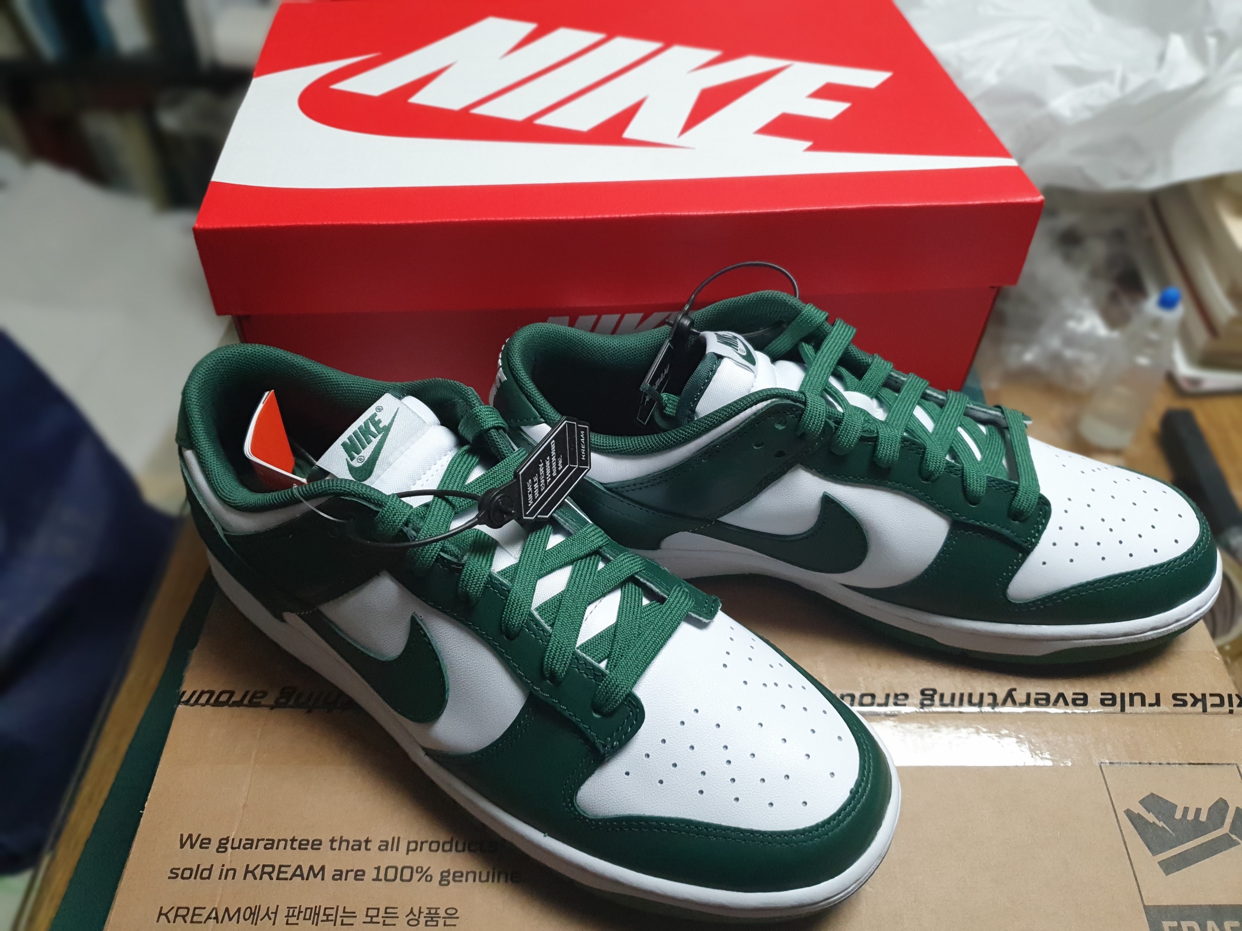 Nike Dunk Low Retro Varsity Green 착용 스타일 - 1