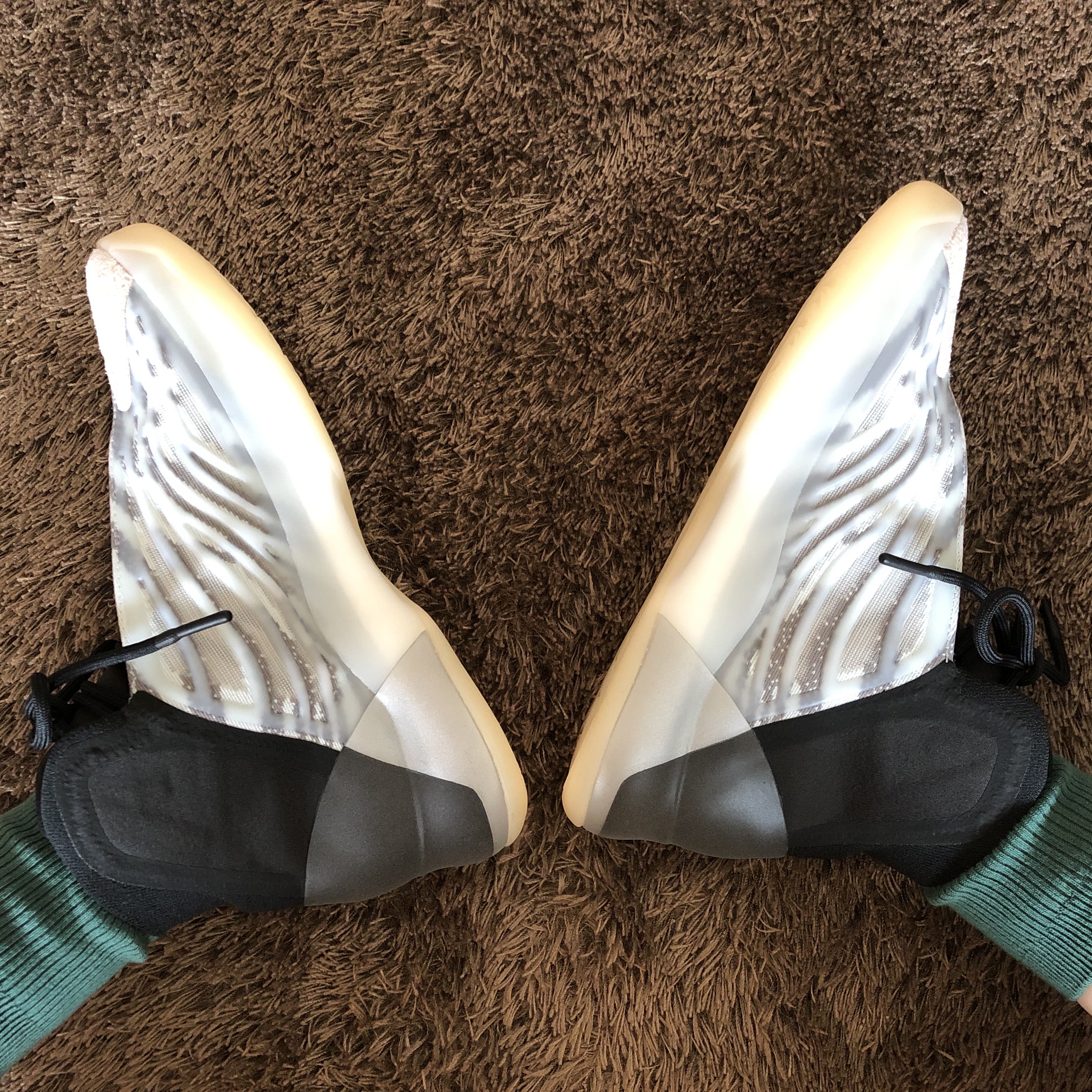 Adidas Yeezy QNTM BSKTBL 착용 스타일 - 1