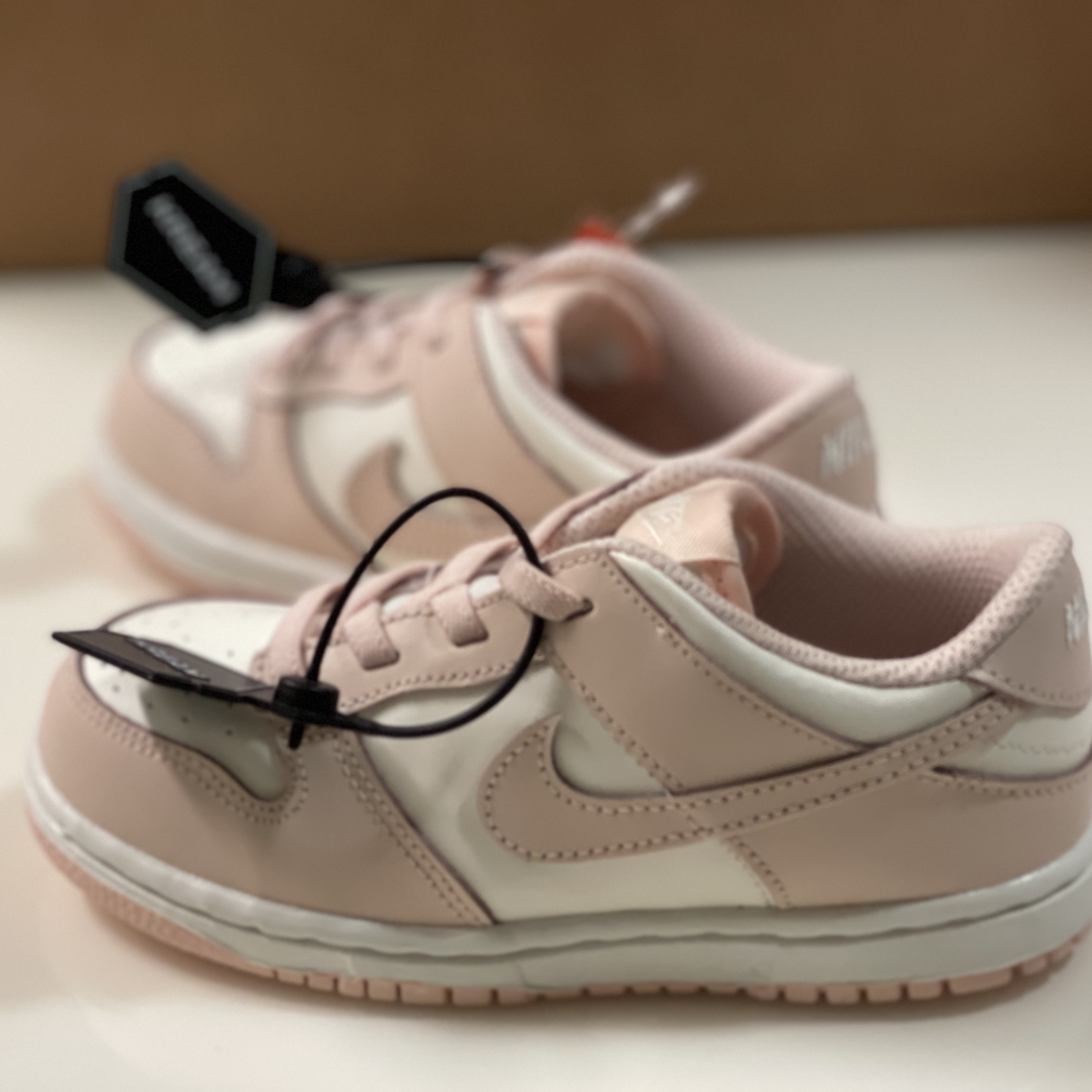 (TD) Nike Dunk Low Orange Pearl 착용 스타일 - 1