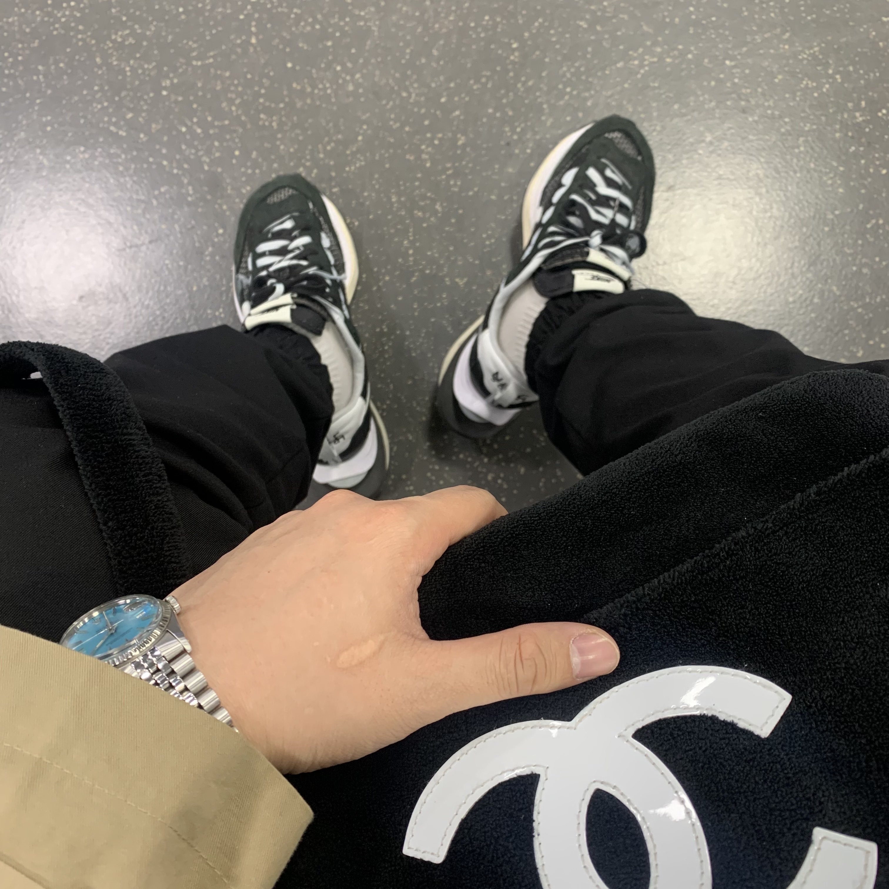 Nike x Sacai VaporWaffle Black White 착용 스타일