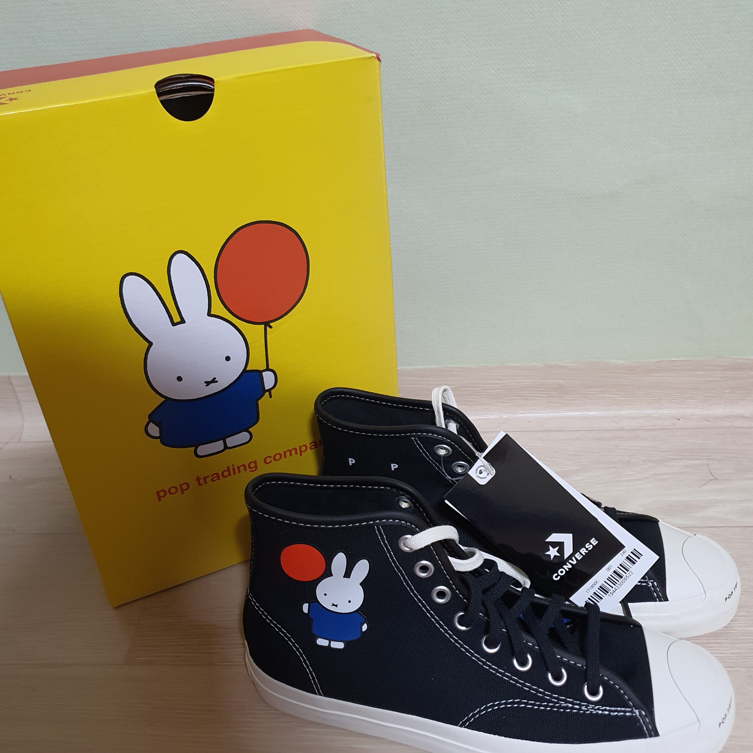 Converse x Pop Trading Company x Miffy Jack Purcell Pro Hi Black 착용 스타일 - 1