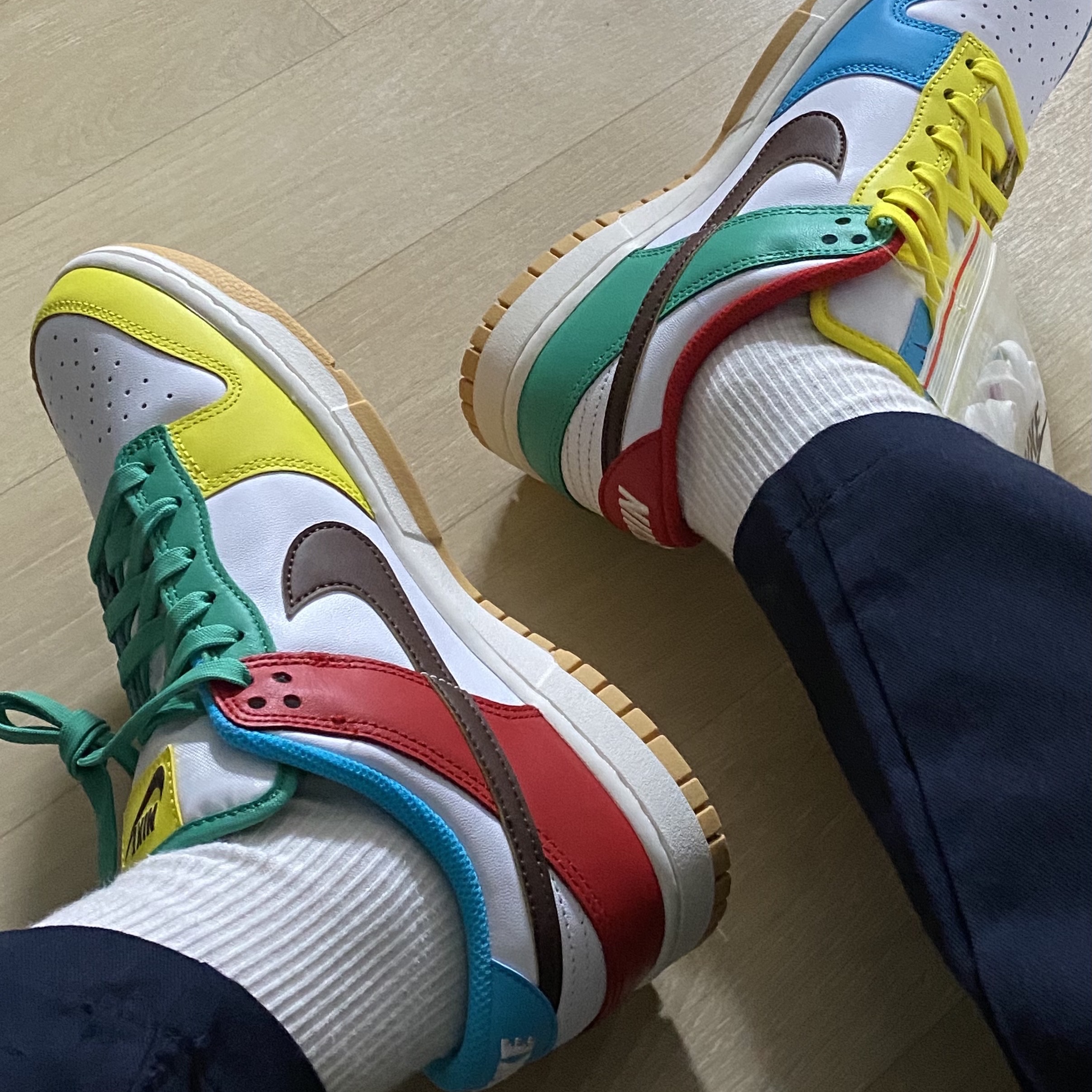 Nike Dunk Low SE Free.99 White 착용 스타일 - 2