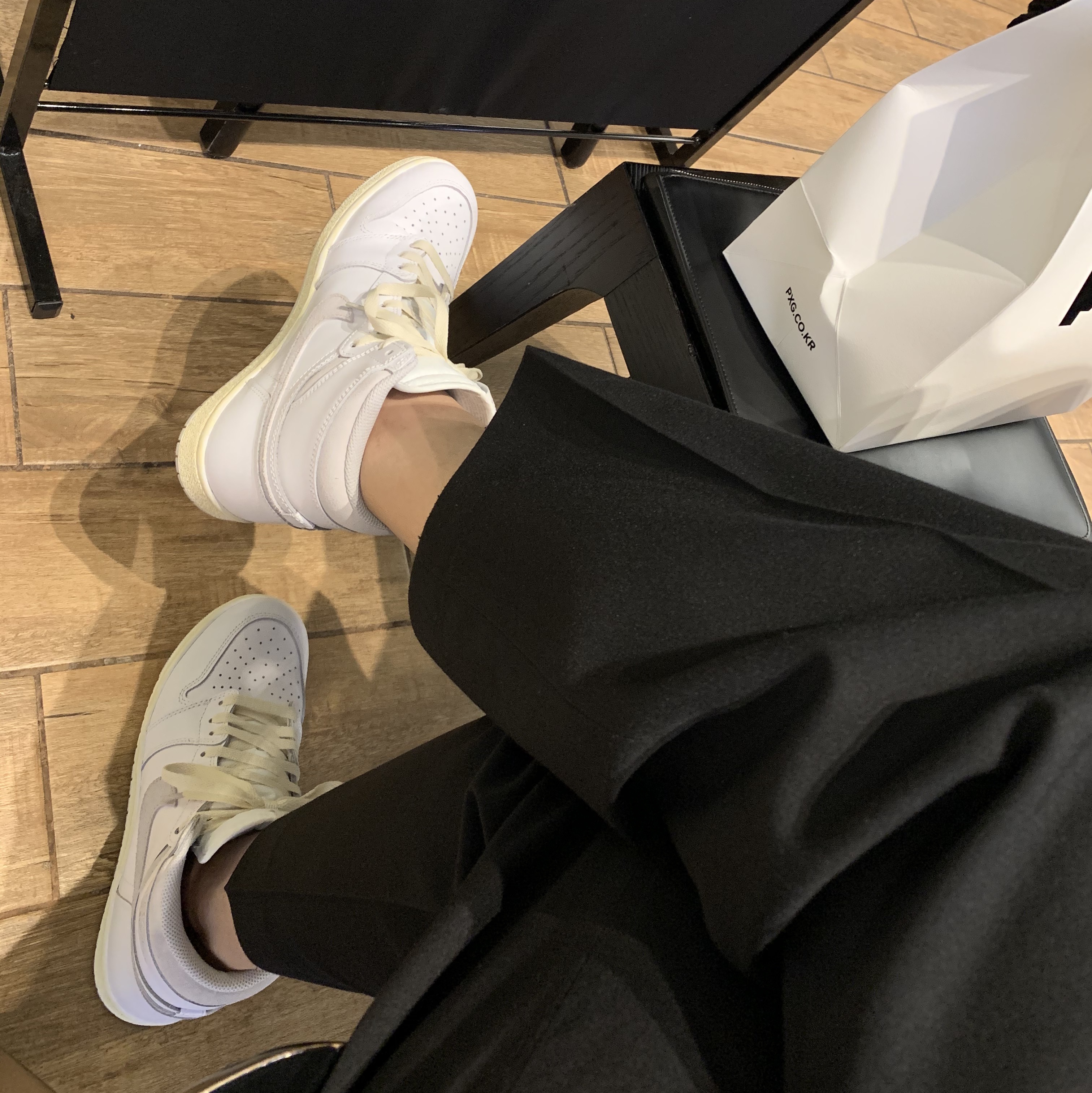 Jordan 1 High 85 Neutral Grey 착용 스타일 - 1