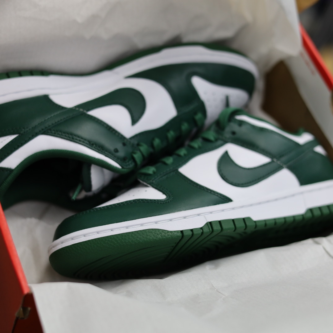 Nike Dunk Low Retro Varsity Green 착용 스타일 - 1