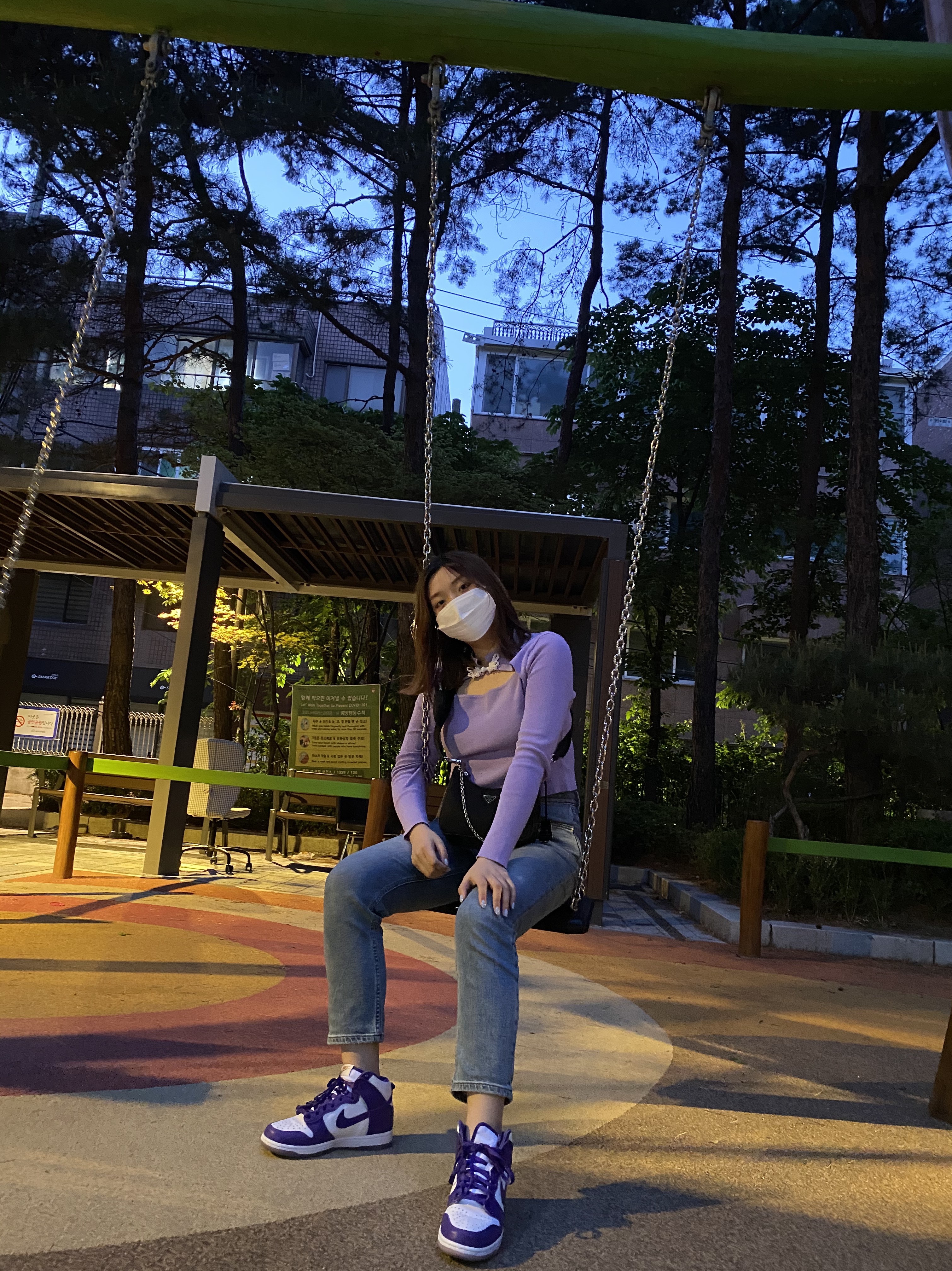 (W) Nike Dunk High SP Varsity Purple 착용 스타일 - 1