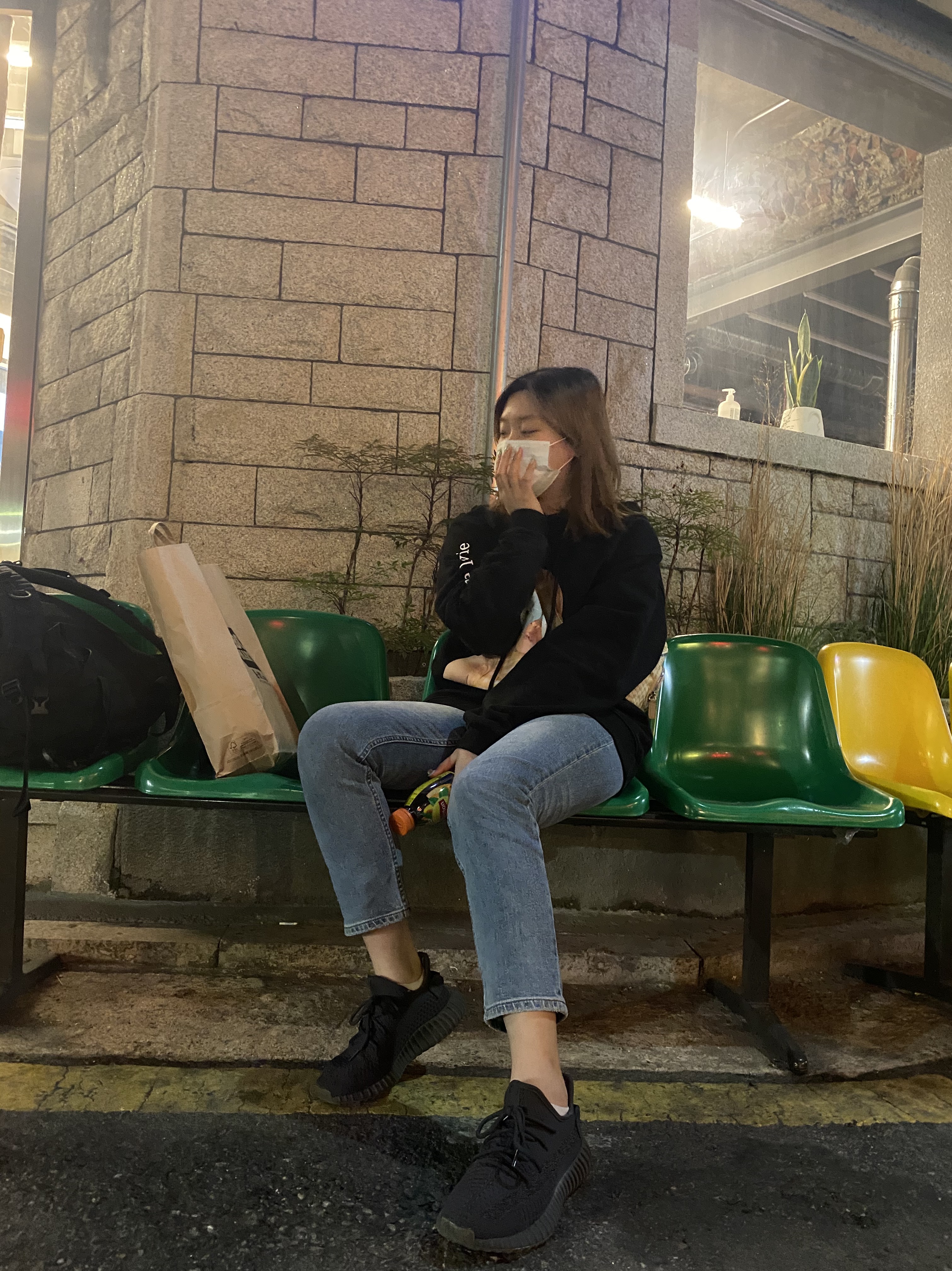 Adidas Yeezy Boost 350 V2 Cinder - Reflective 착용 스타일 - 3