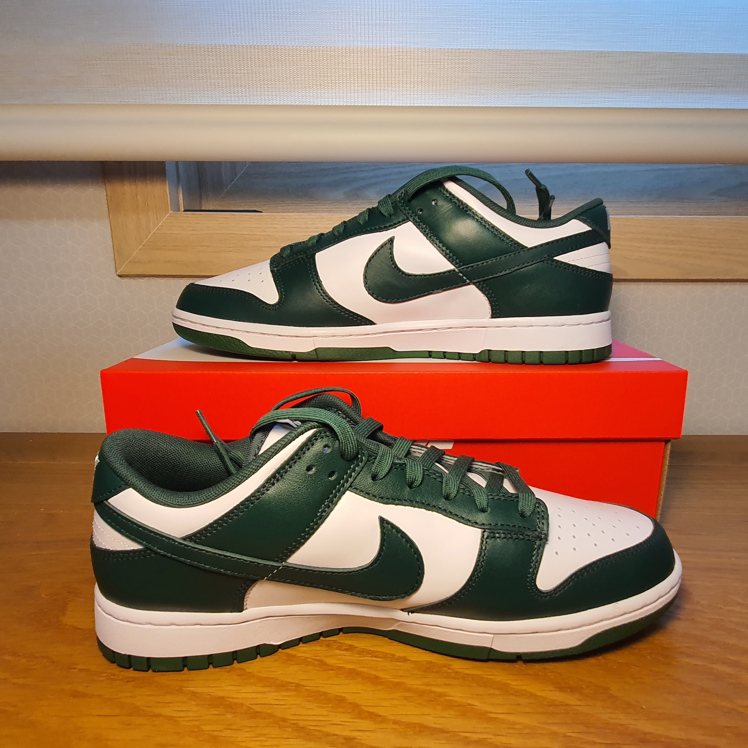 Nike Dunk Low Retro Varsity Green 착용 스타일 - 2
