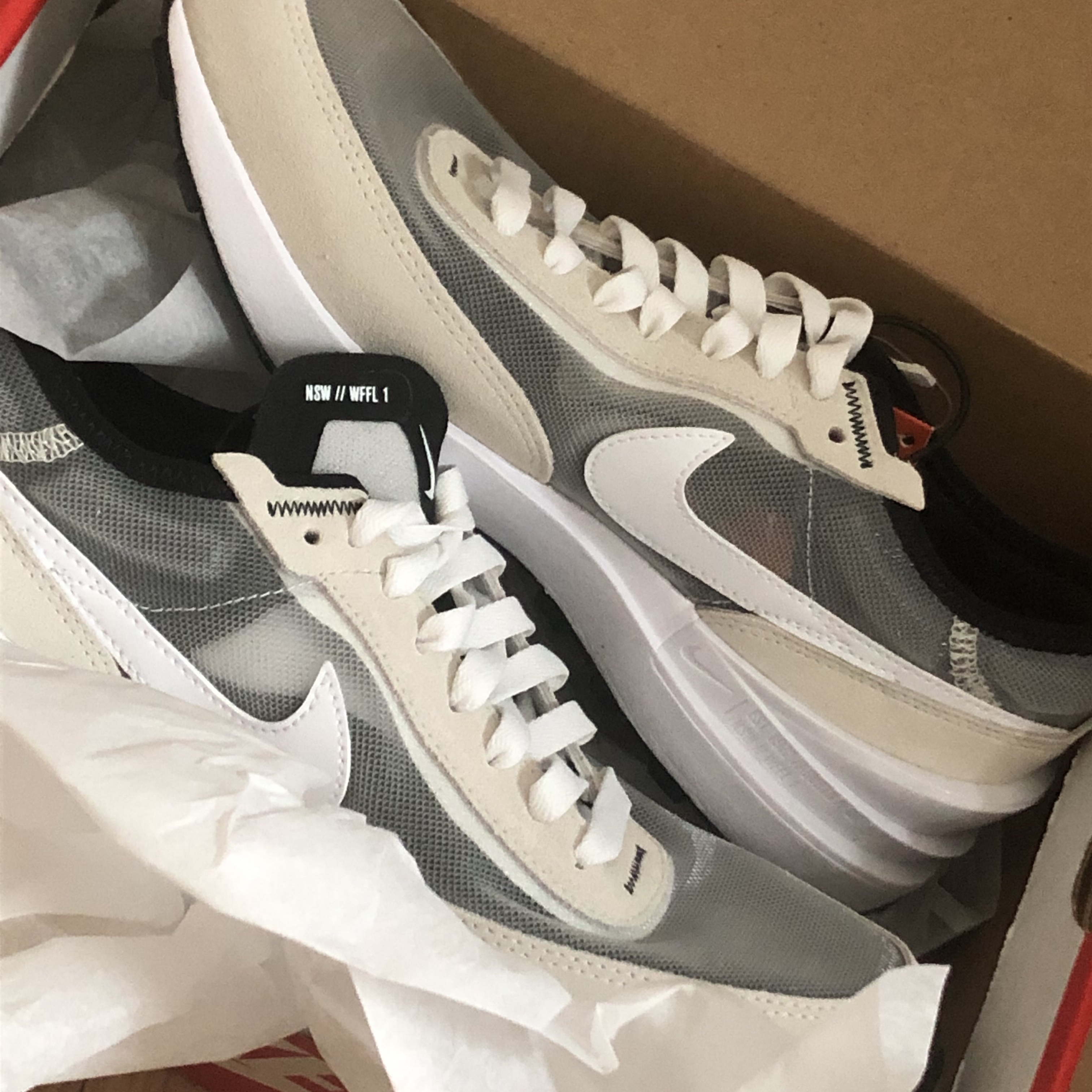 Nike Waffle One Infinite Lilac 착용 스타일