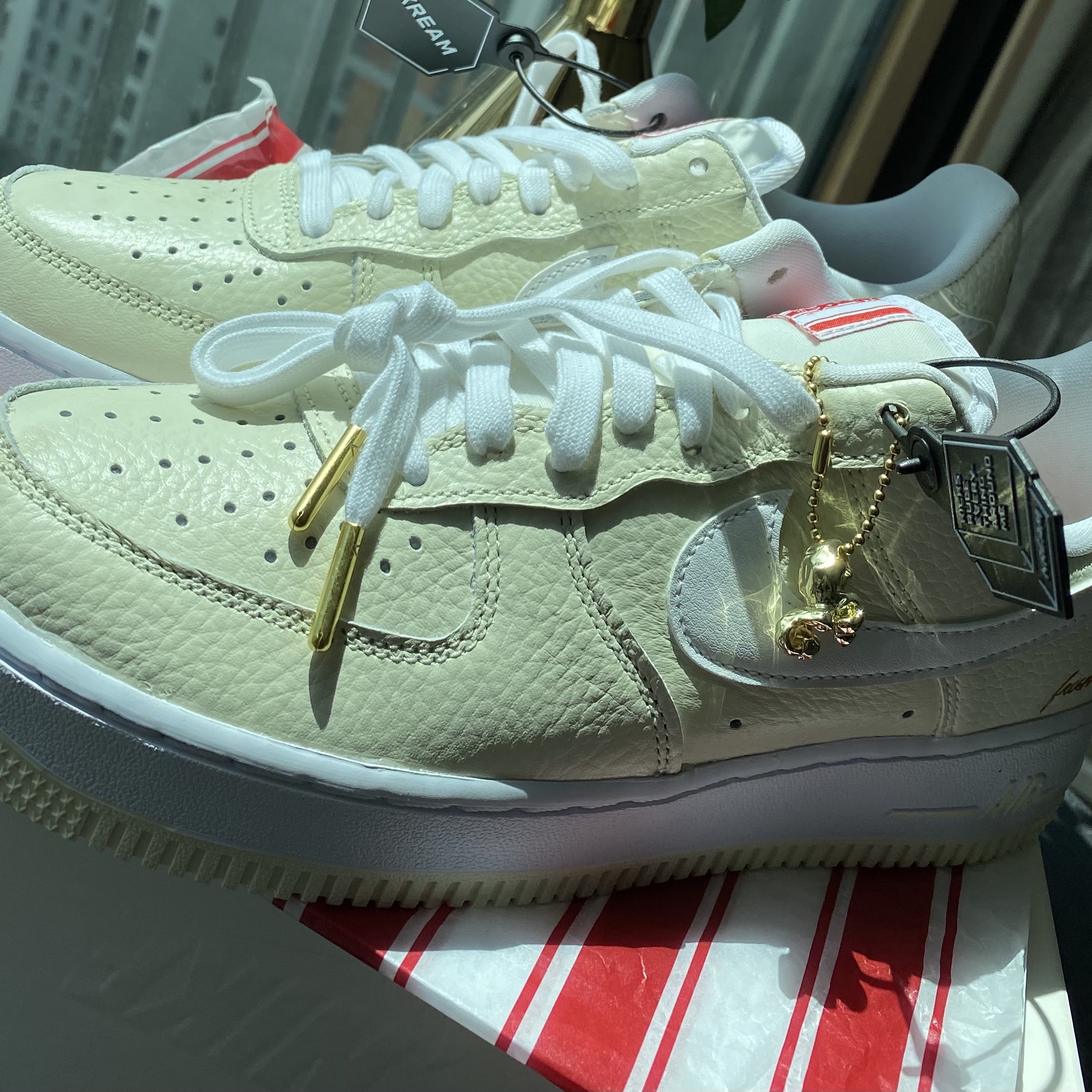 Nike Air Force 1 '07 PRM Popcorn 착용 스타일 - 1