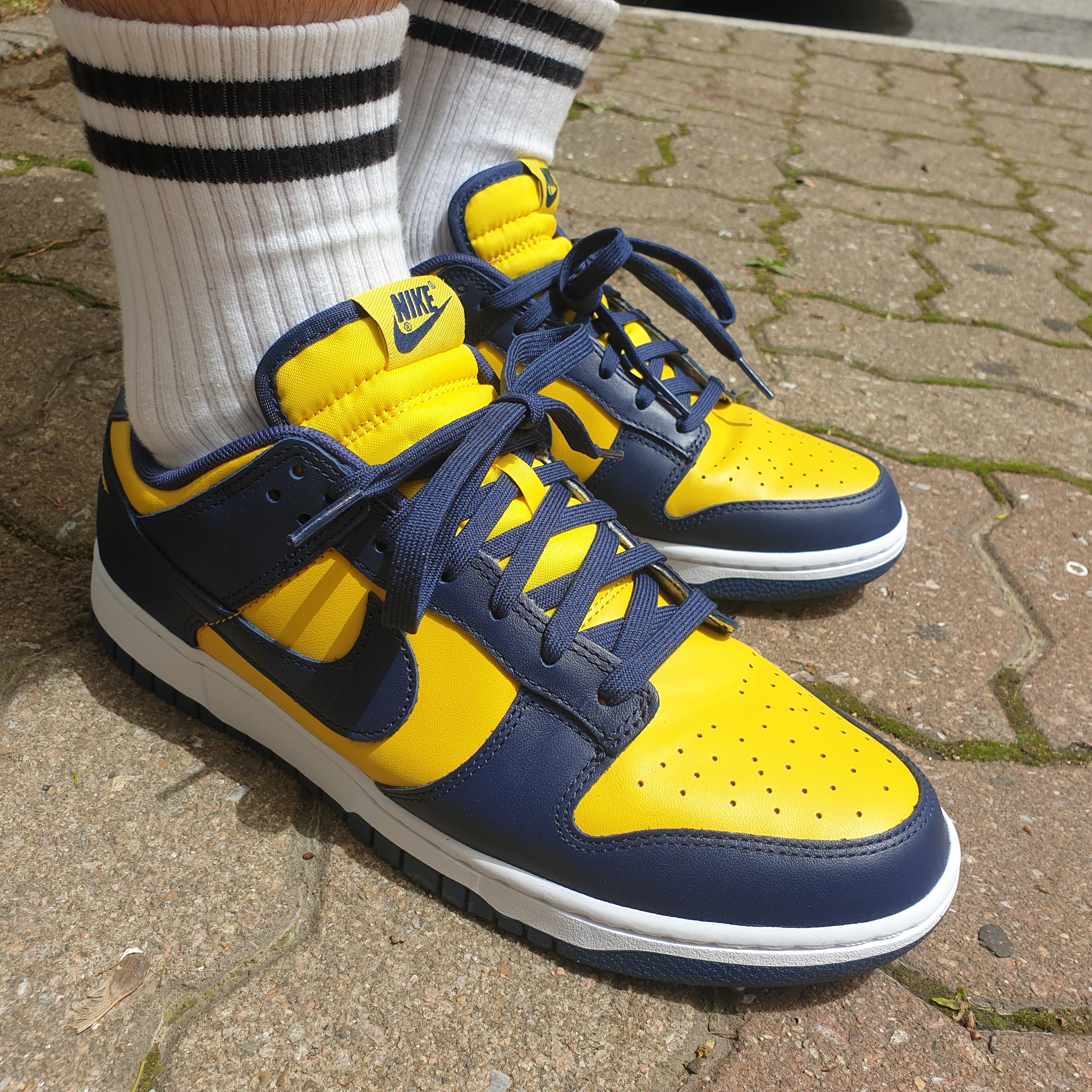 Nike Dunk Low Retro Varsity Maize 착용 스타일 - 1