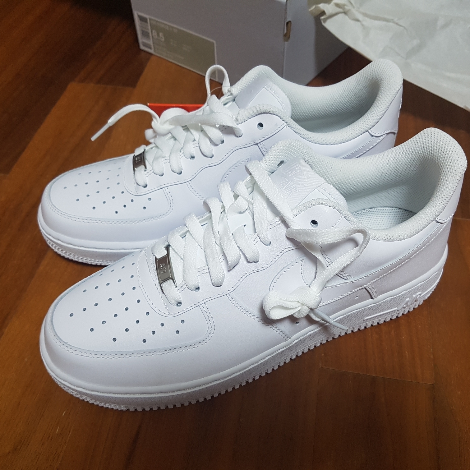 (W) Nike Air Force 1 '07 Low White 착용 스타일 - 1