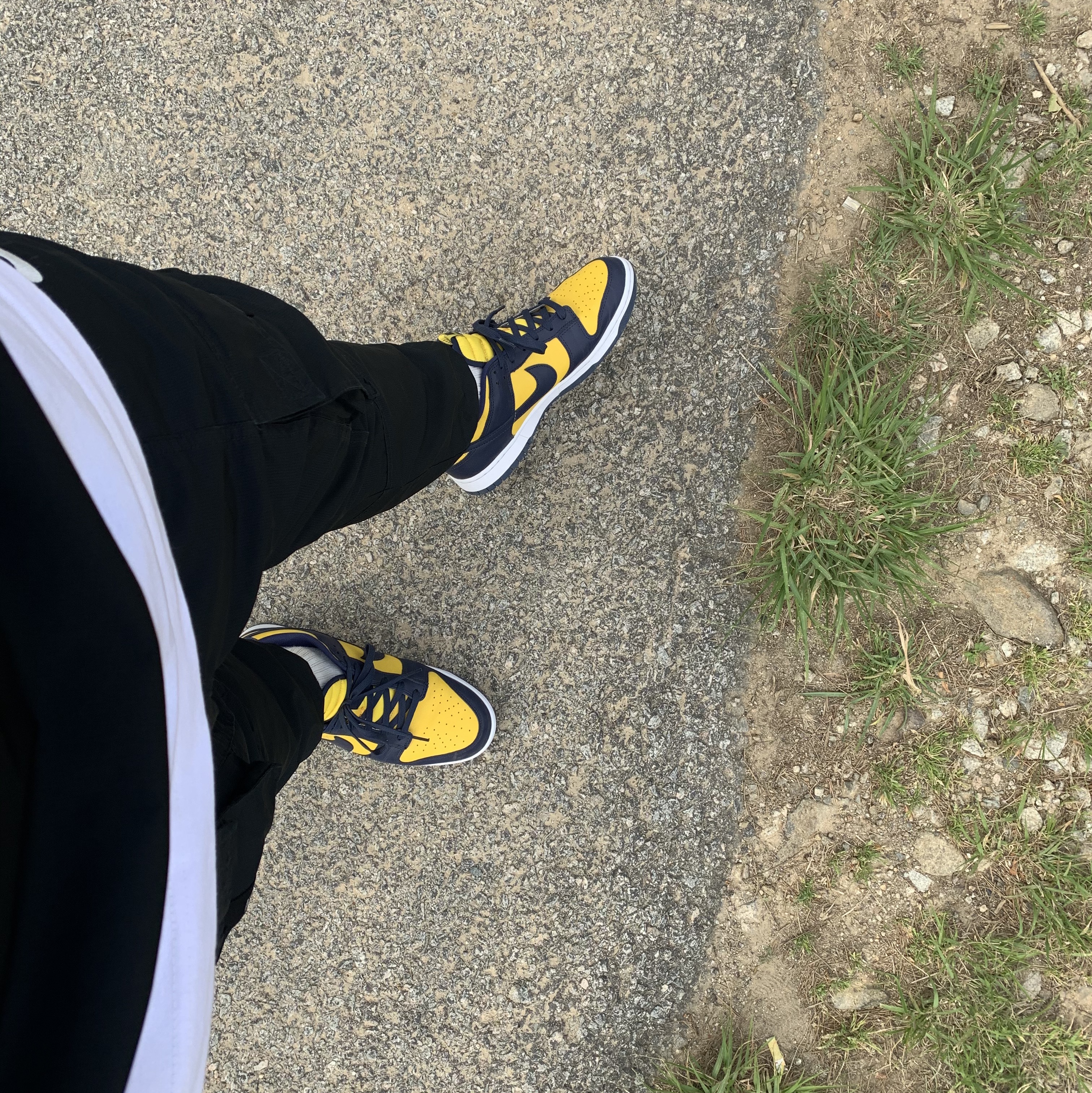 Nike Dunk Low Retro Varsity Maize 착용 스타일 - 2