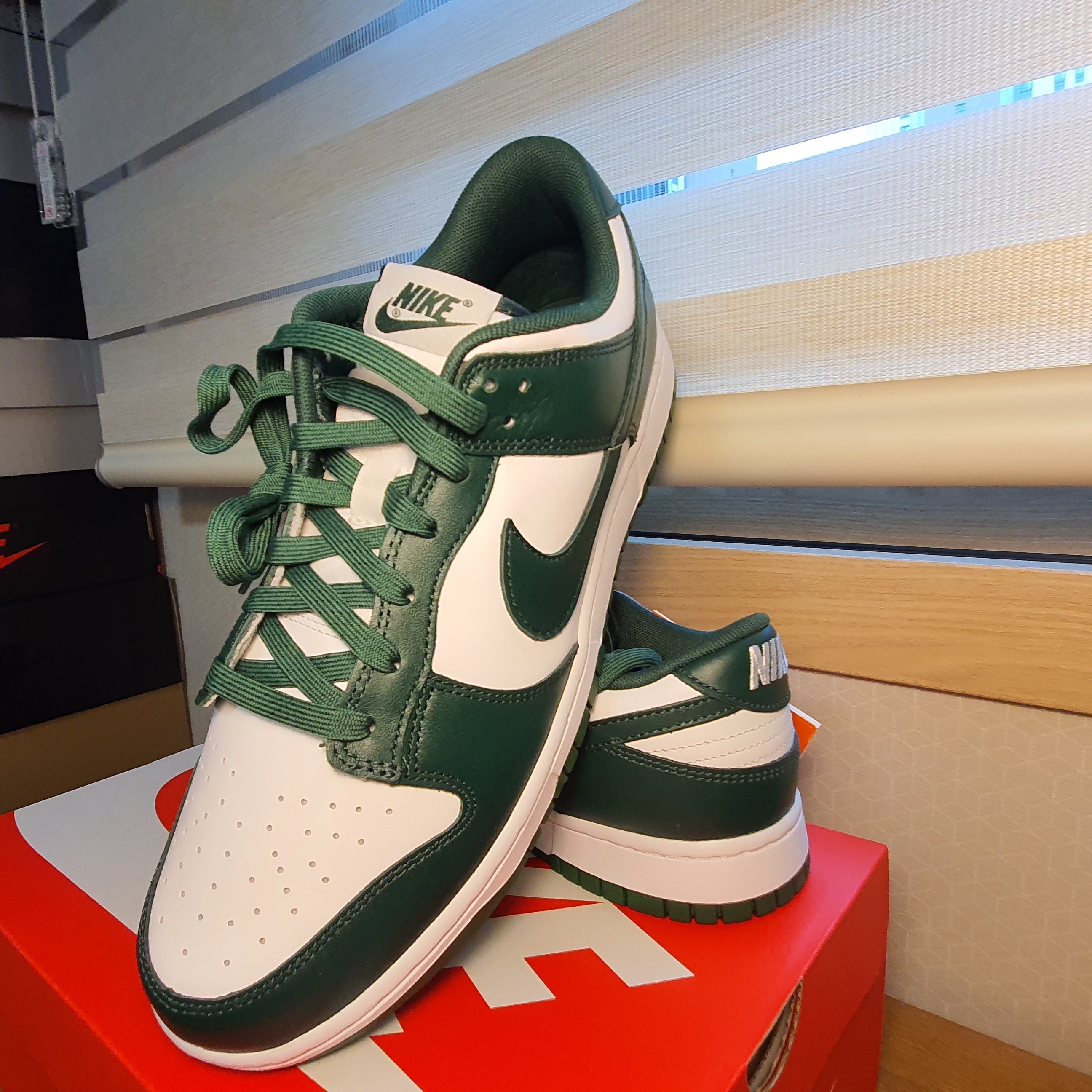 Nike Dunk Low Retro Varsity Green 착용 스타일 - 4
