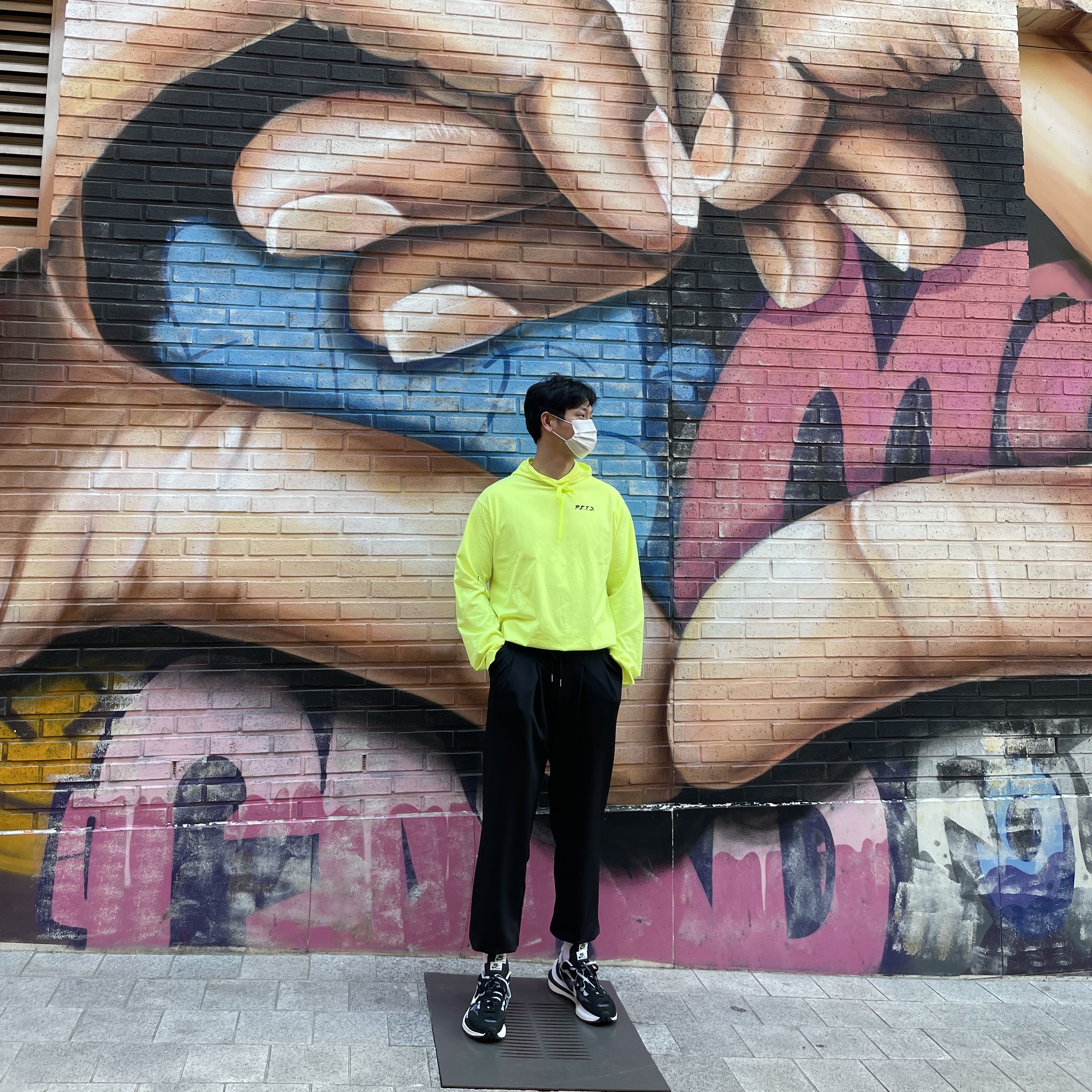 Nike x Sacai VaporWaffle Black White 착용 스타일 - 2