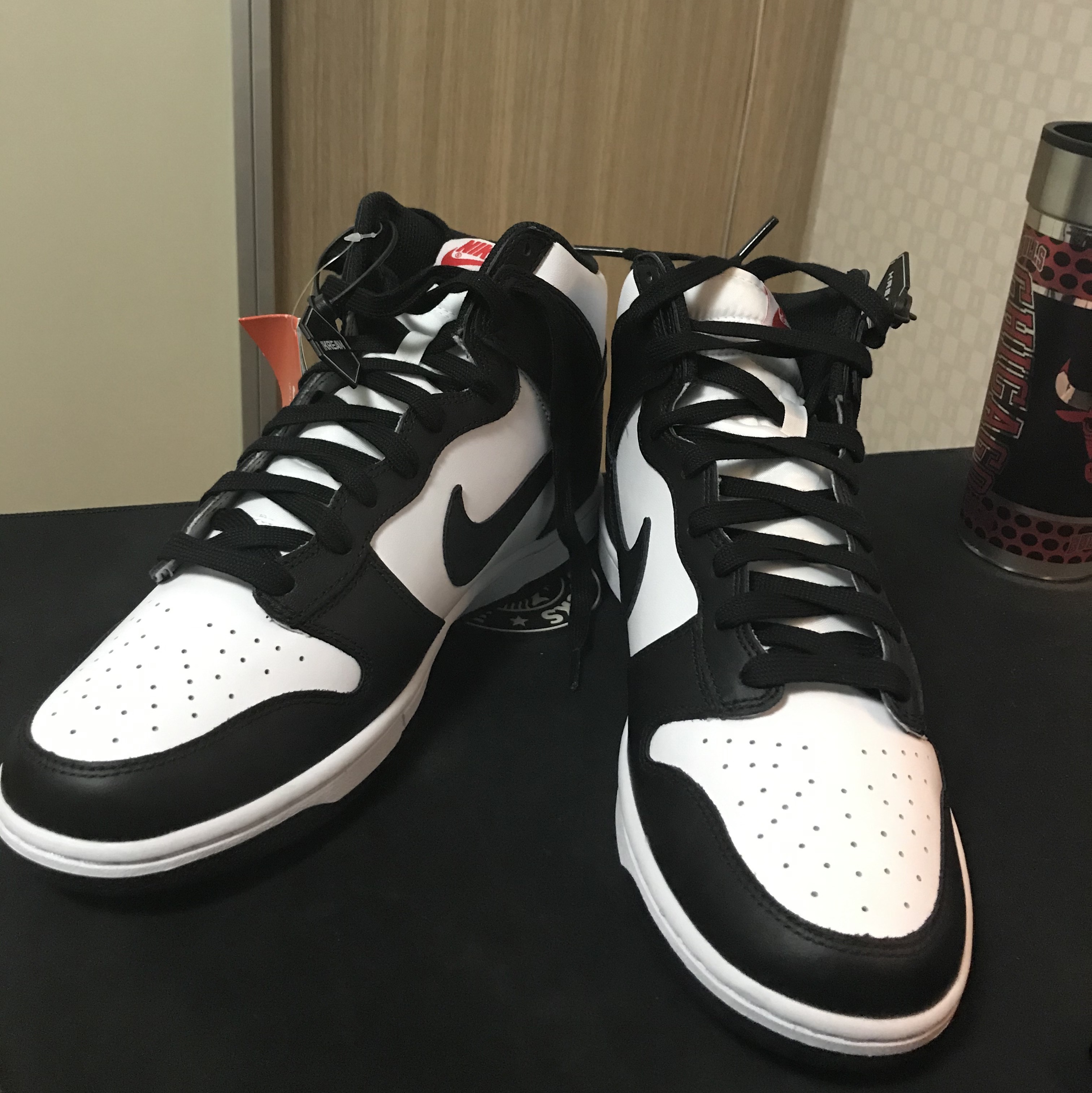 Nike Dunk High Retro Black and White 착용 스타일