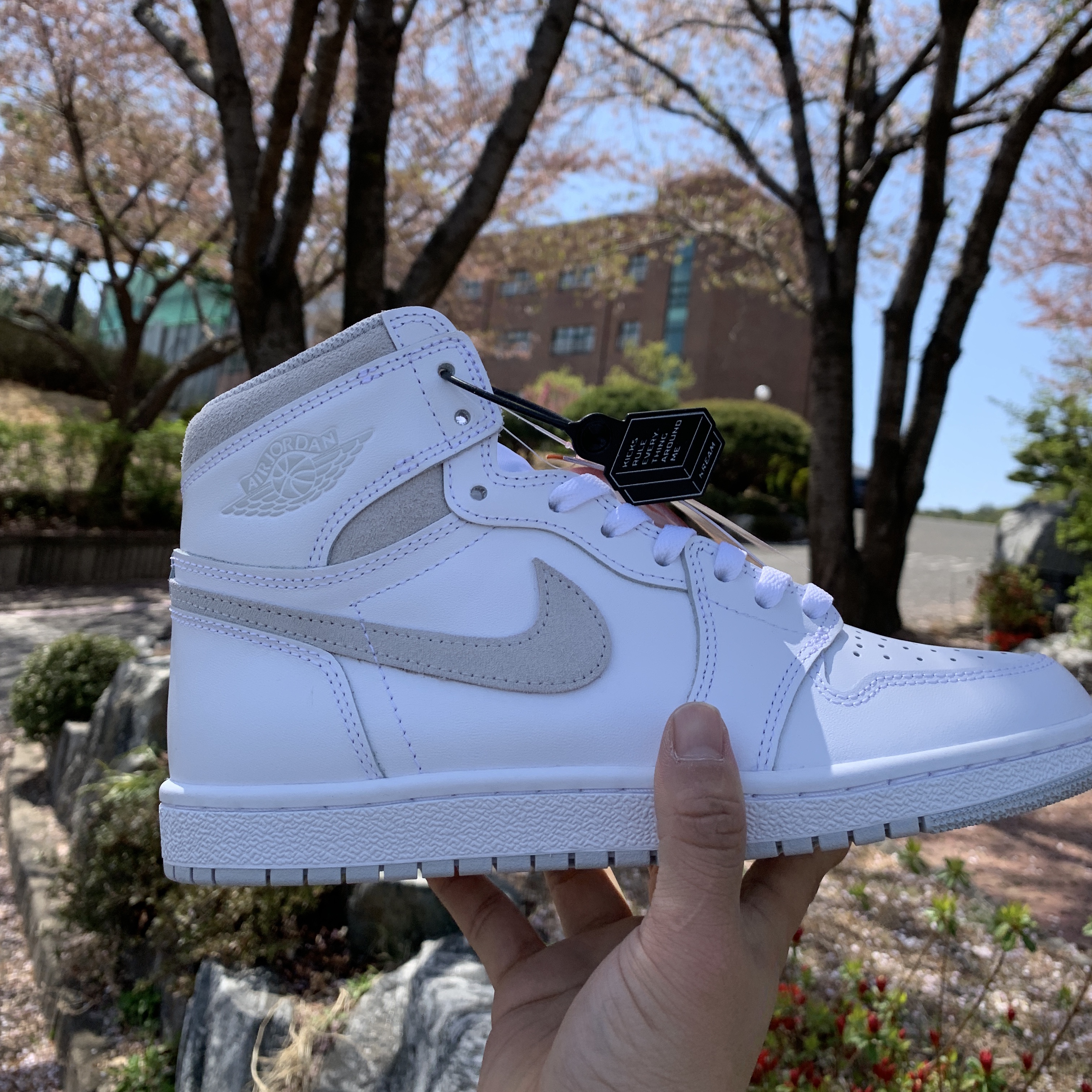 Jordan 1 High 85 Neutral Grey 착용 스타일