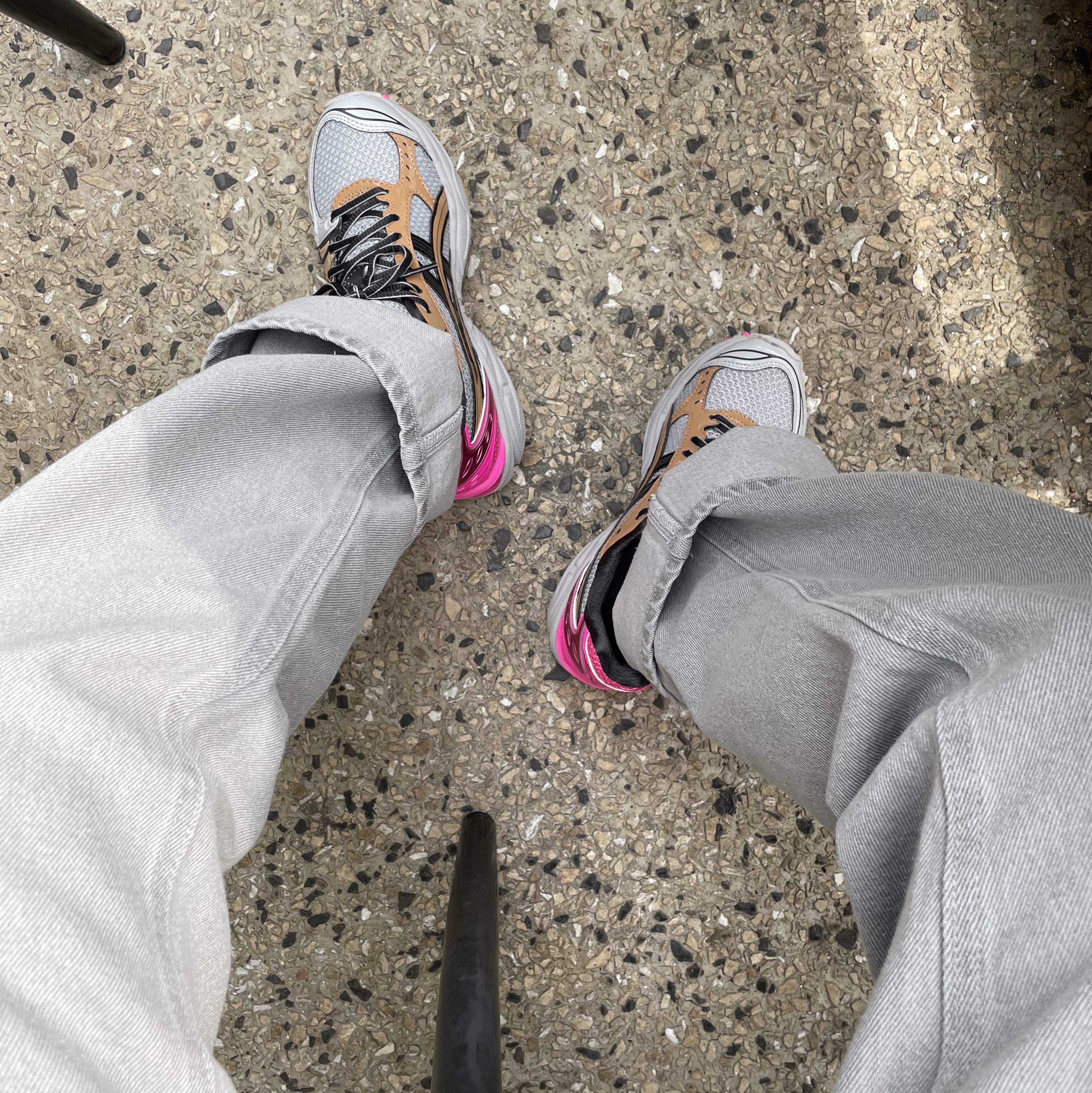 (W) Asics UB1-S Gel-Kayano 14 Pink 착용 스타일 - 1