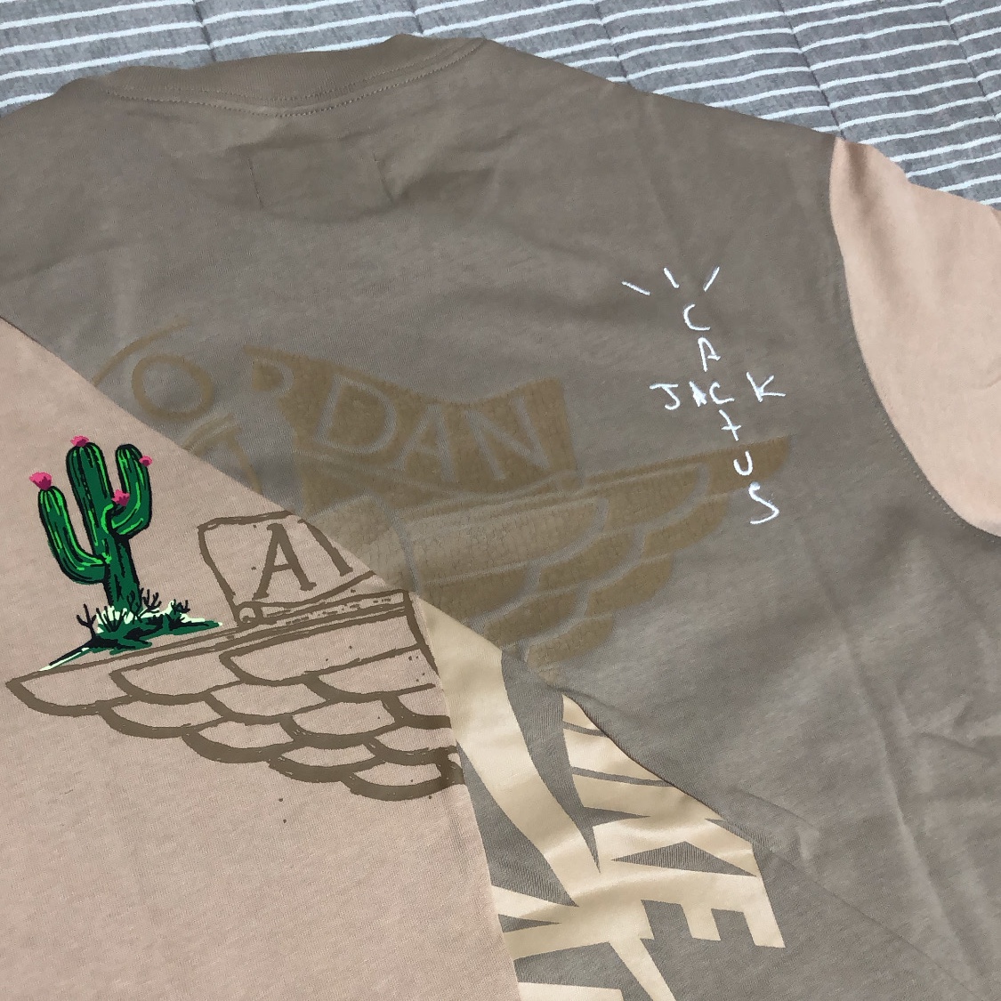 Jordan x Travis Scott S/S Top - Asia 착용 스타일 - 2