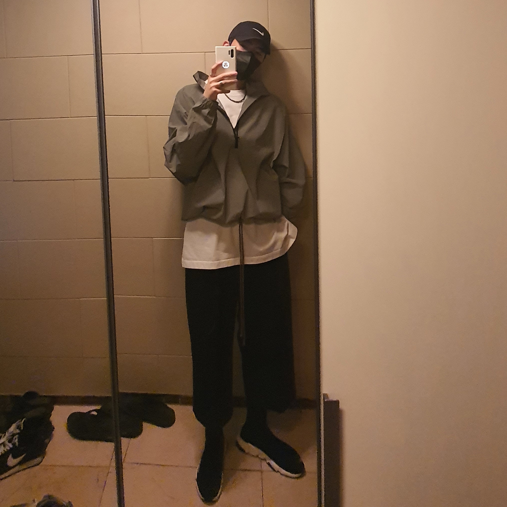 Balenciaga Speed Trainer Black White 2020 착용 스타일