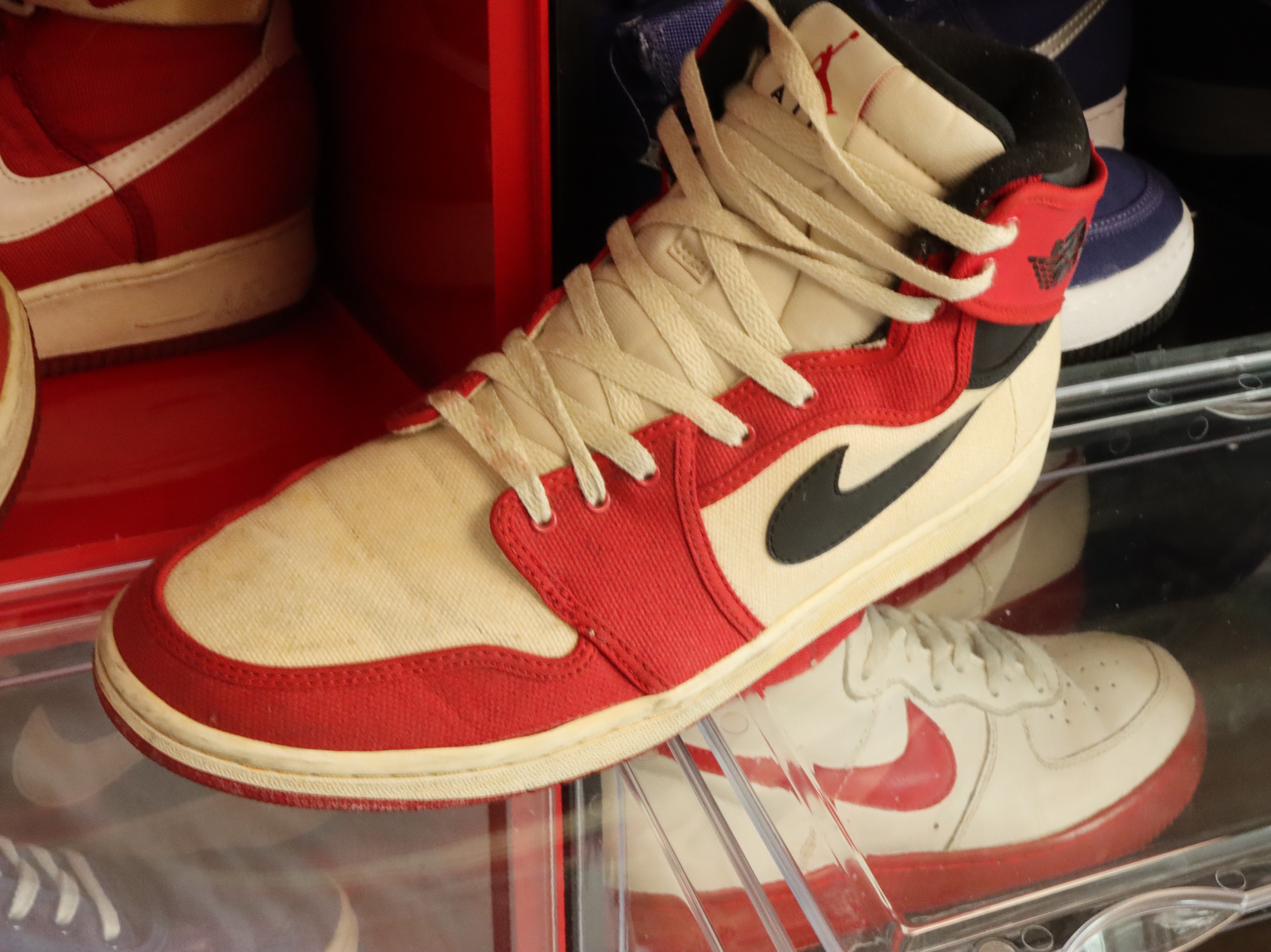 Jordan 1 Retro KO High Chicago Vintage 착용 스타일 - 5