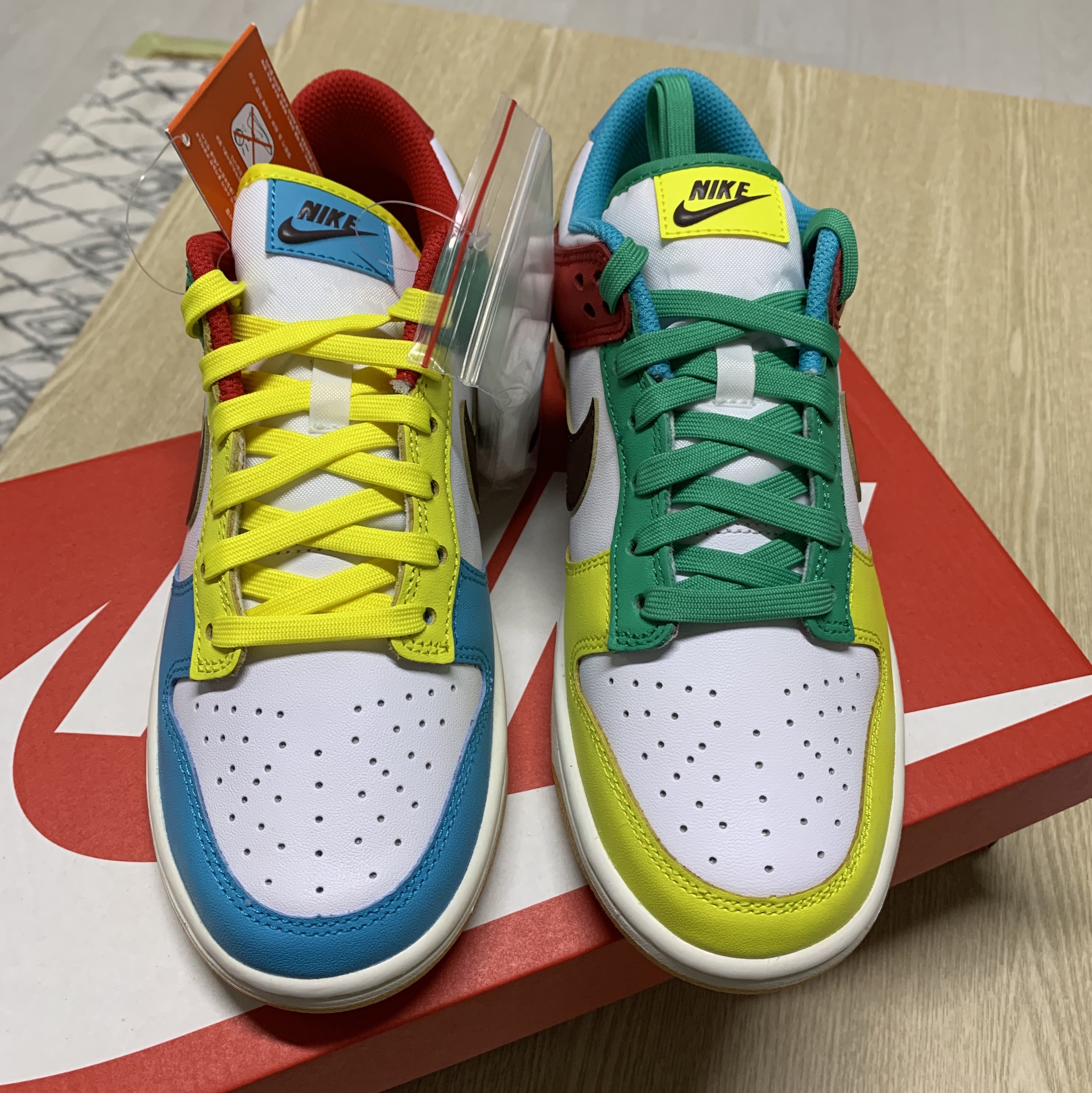 Nike Dunk Low SE Free.99 White 착용 스타일 - 2