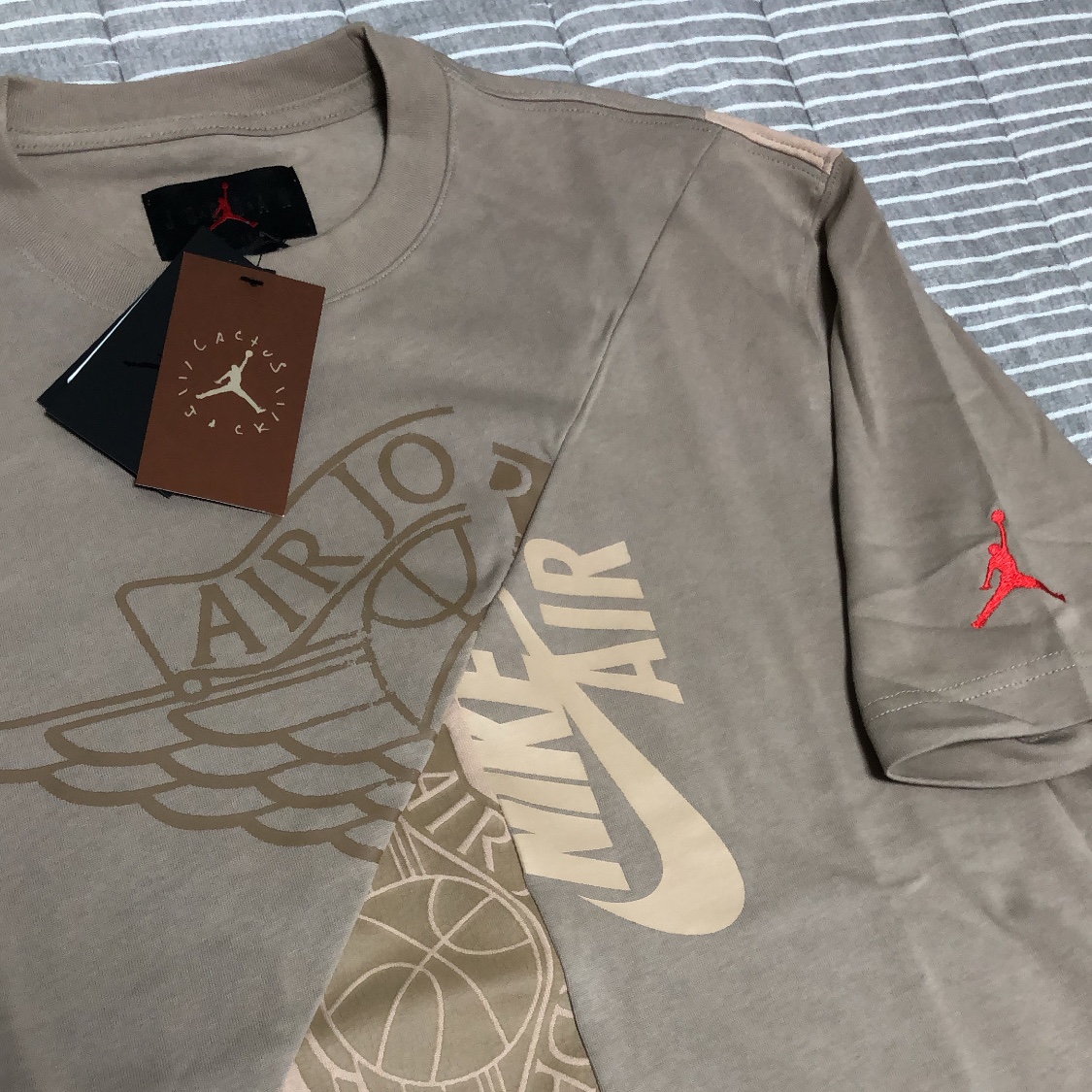 Jordan x Travis Scott S/S Top - Asia 착용 스타일 - 1