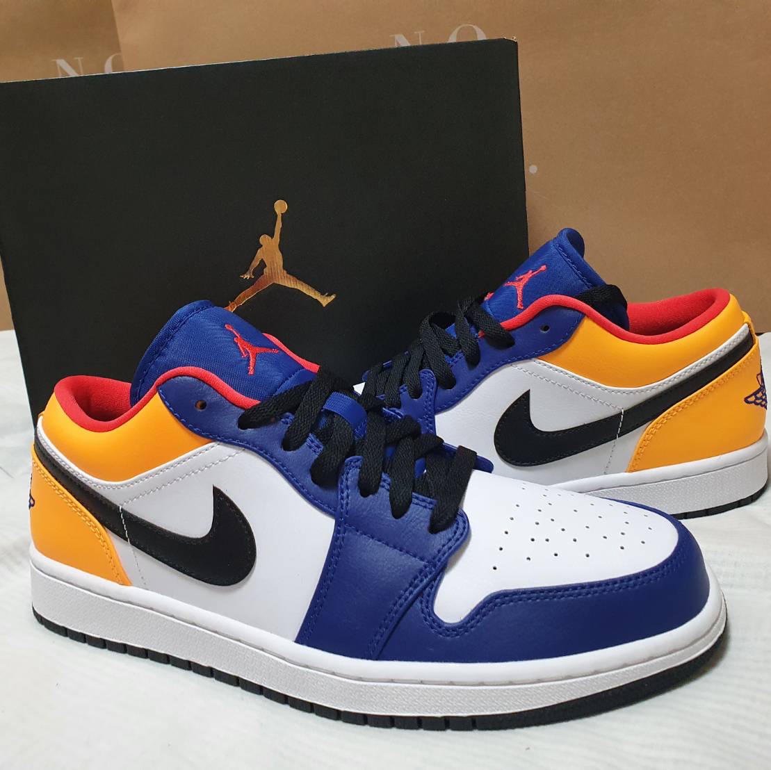 Jordan 1 Low Royal Yellow 착용 스타일
