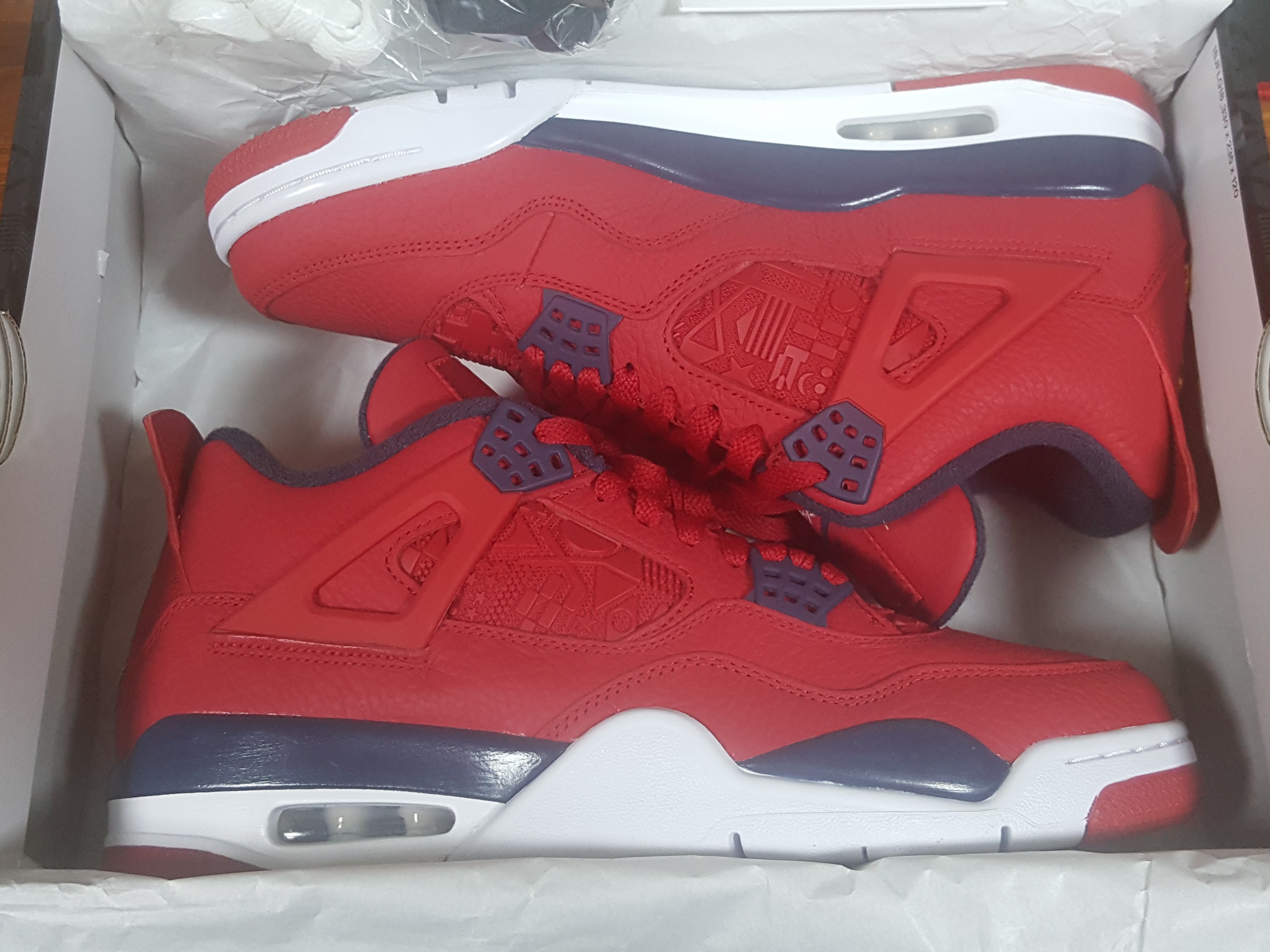 Jordan 4 Retro Fiba 2019 착용 스타일 - 3