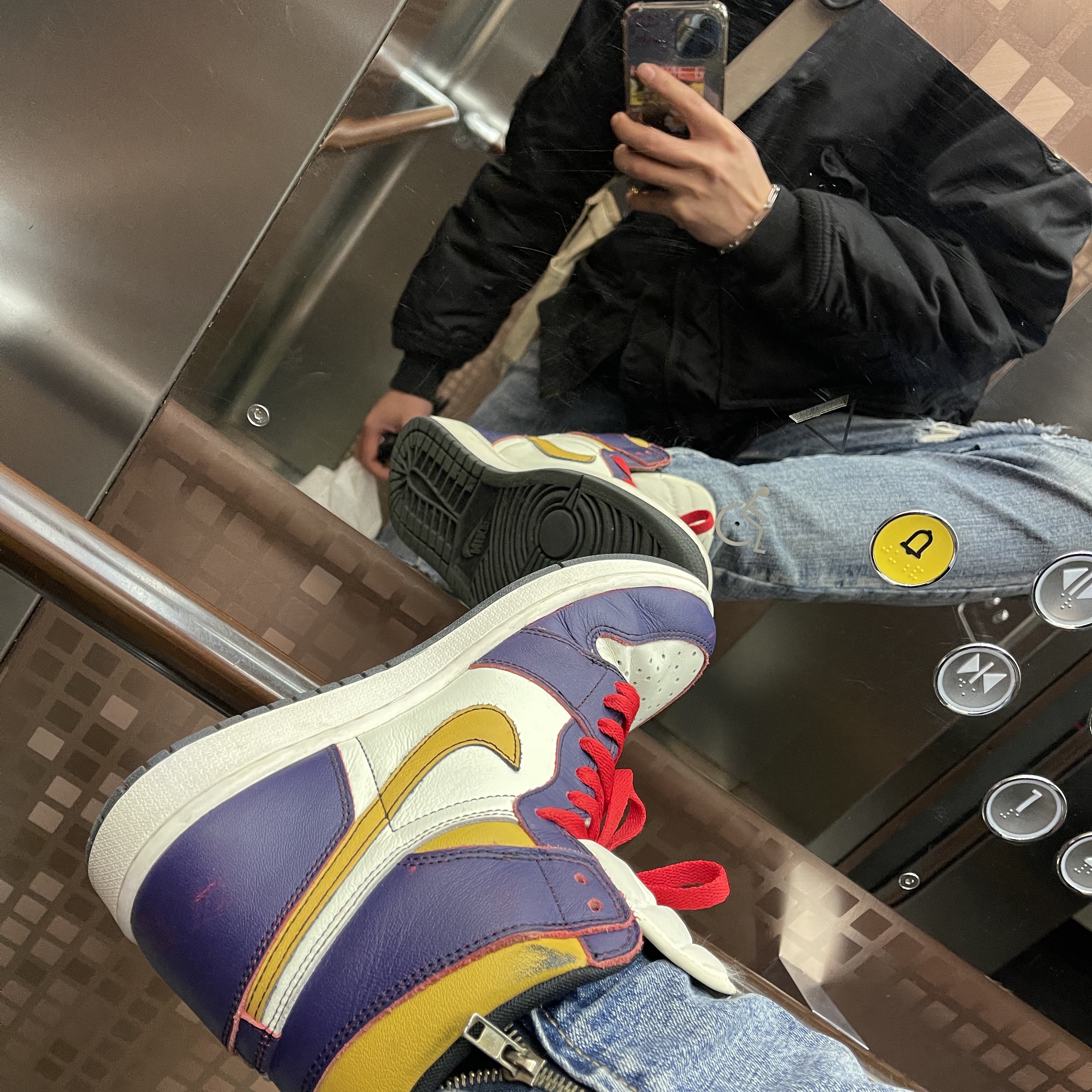 Jordan 1 Retro High OG Defiant SB LA to Chicago 착용 스타일