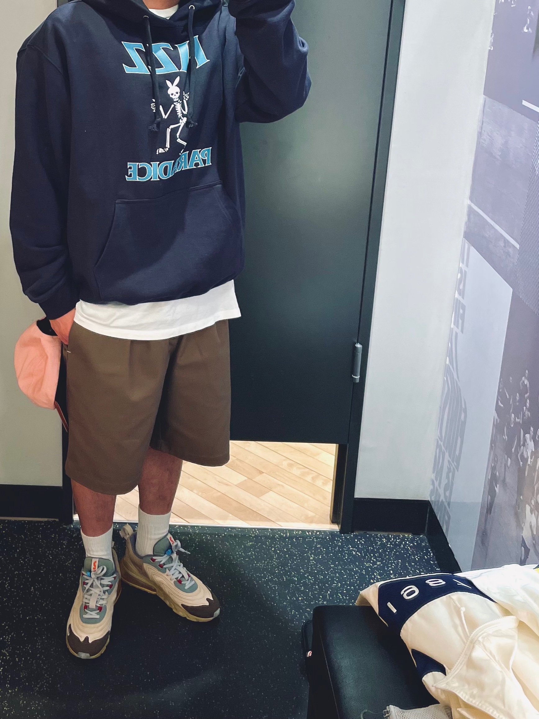 Nike x Travis Scott Air Max 270 React Cactus Trails 착용 스타일