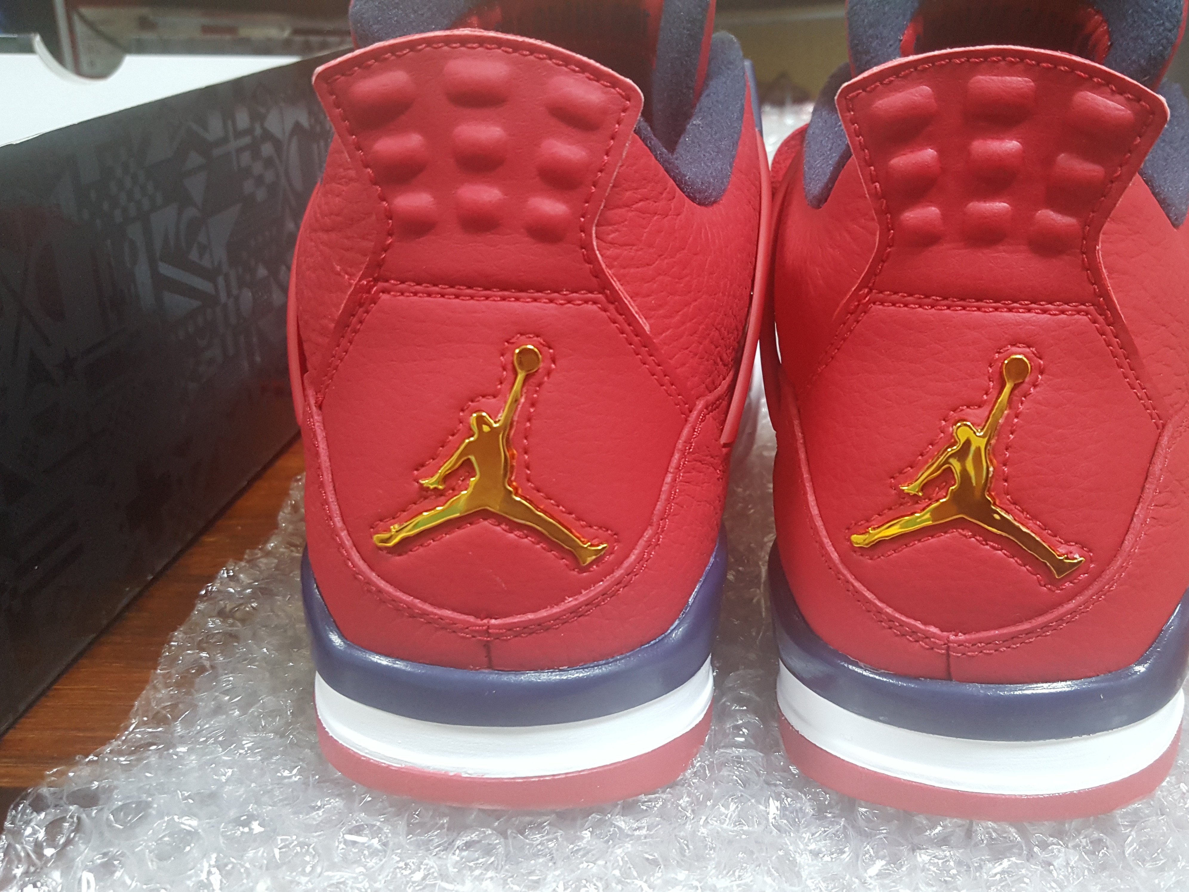 Jordan 4 Retro Fiba 2019 착용 스타일 - 1