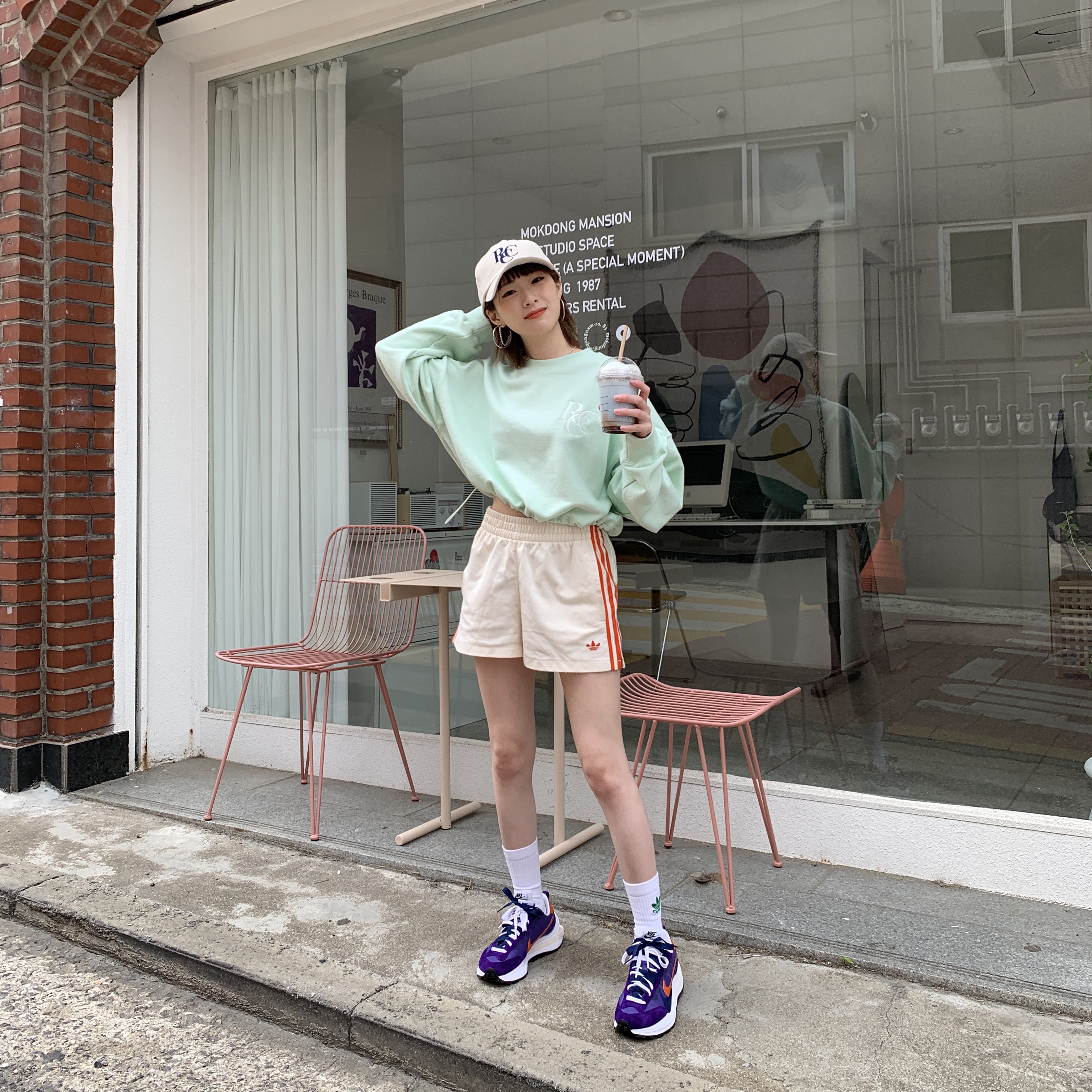Nike x Sacai VaporWaffle Dark Iris 착용 스타일 - 1
