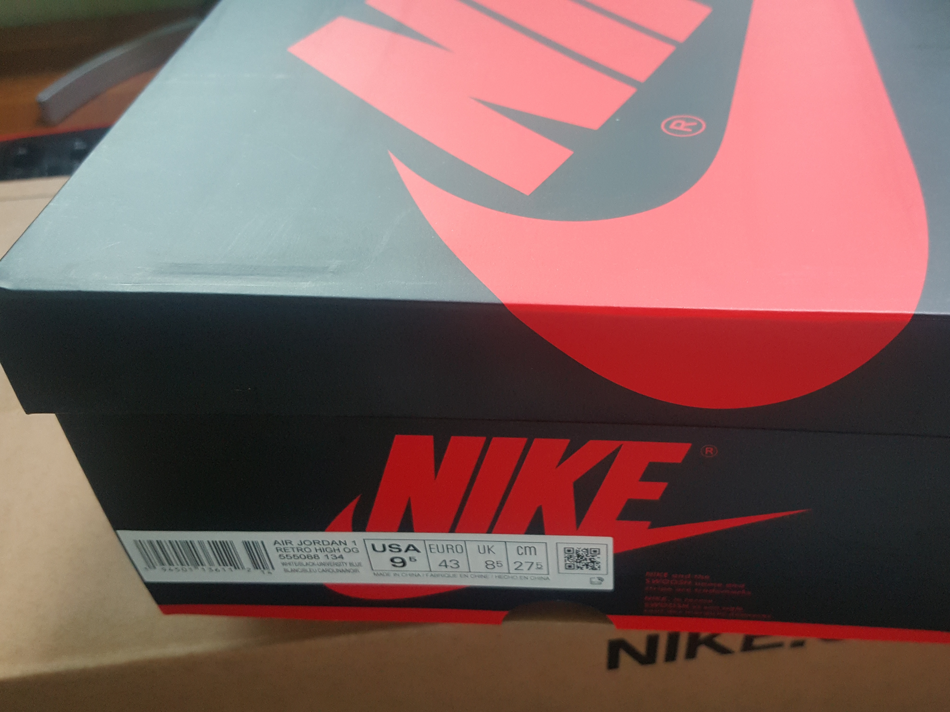 Jordan 1 Retro High OG University Blue 착용 스타일 - 2