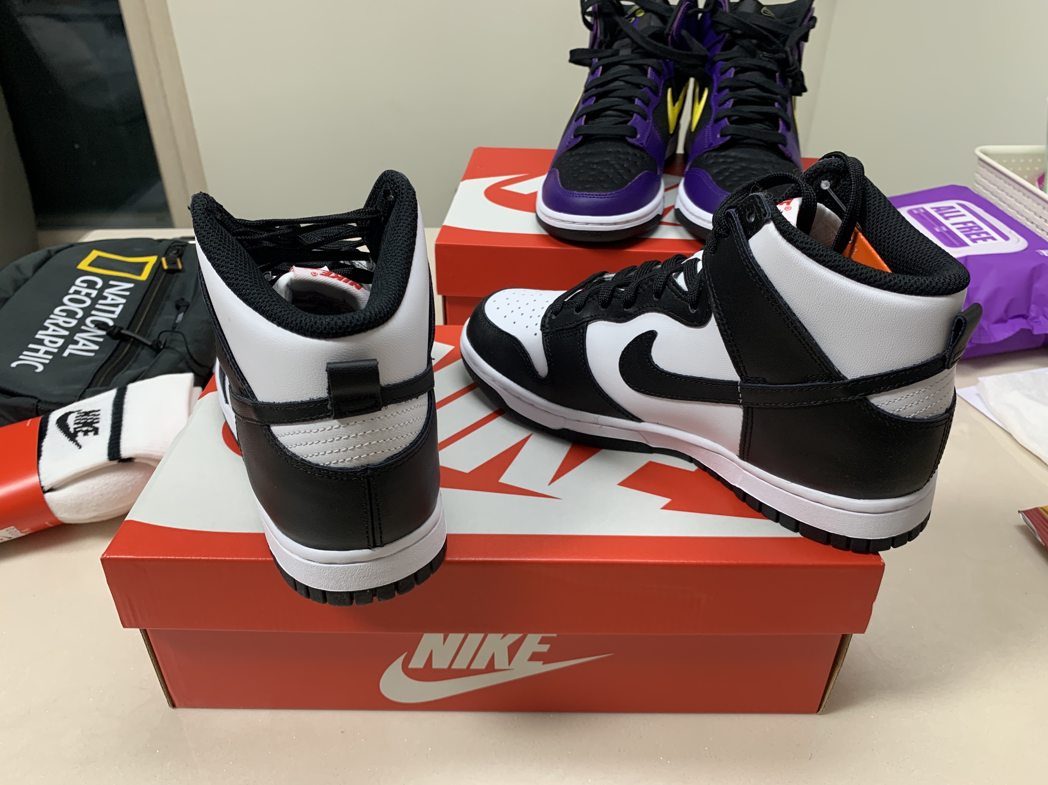 (W) Nike Dunk High Black and White 착용 스타일 - 5