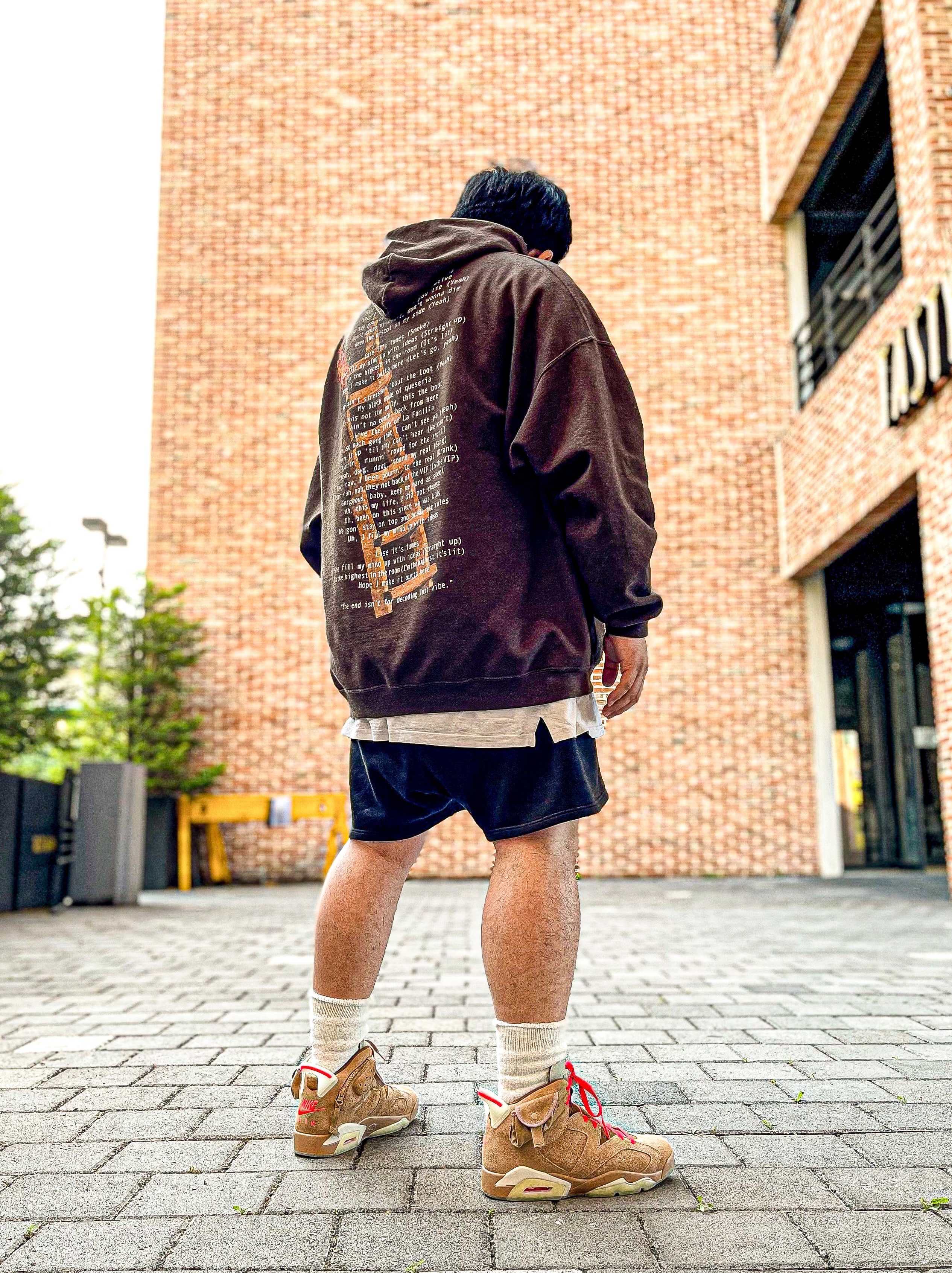 Jordan 6 x Travis Scott Retro SP British Khaki 착용 스타일