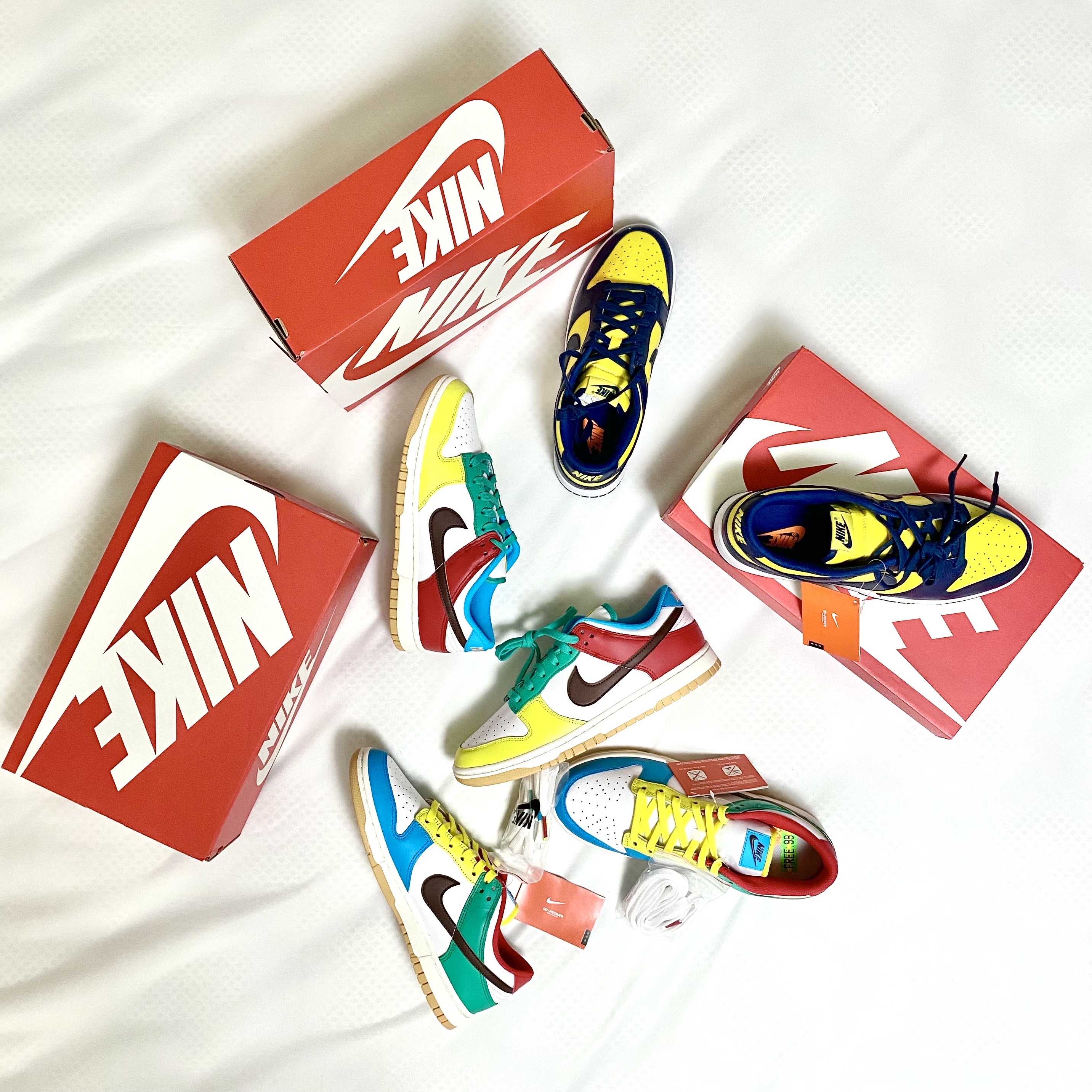 Nike Dunk Low SE Free.99 White, Nike Dunk Low Retro Varsity Maize 착용 스타일