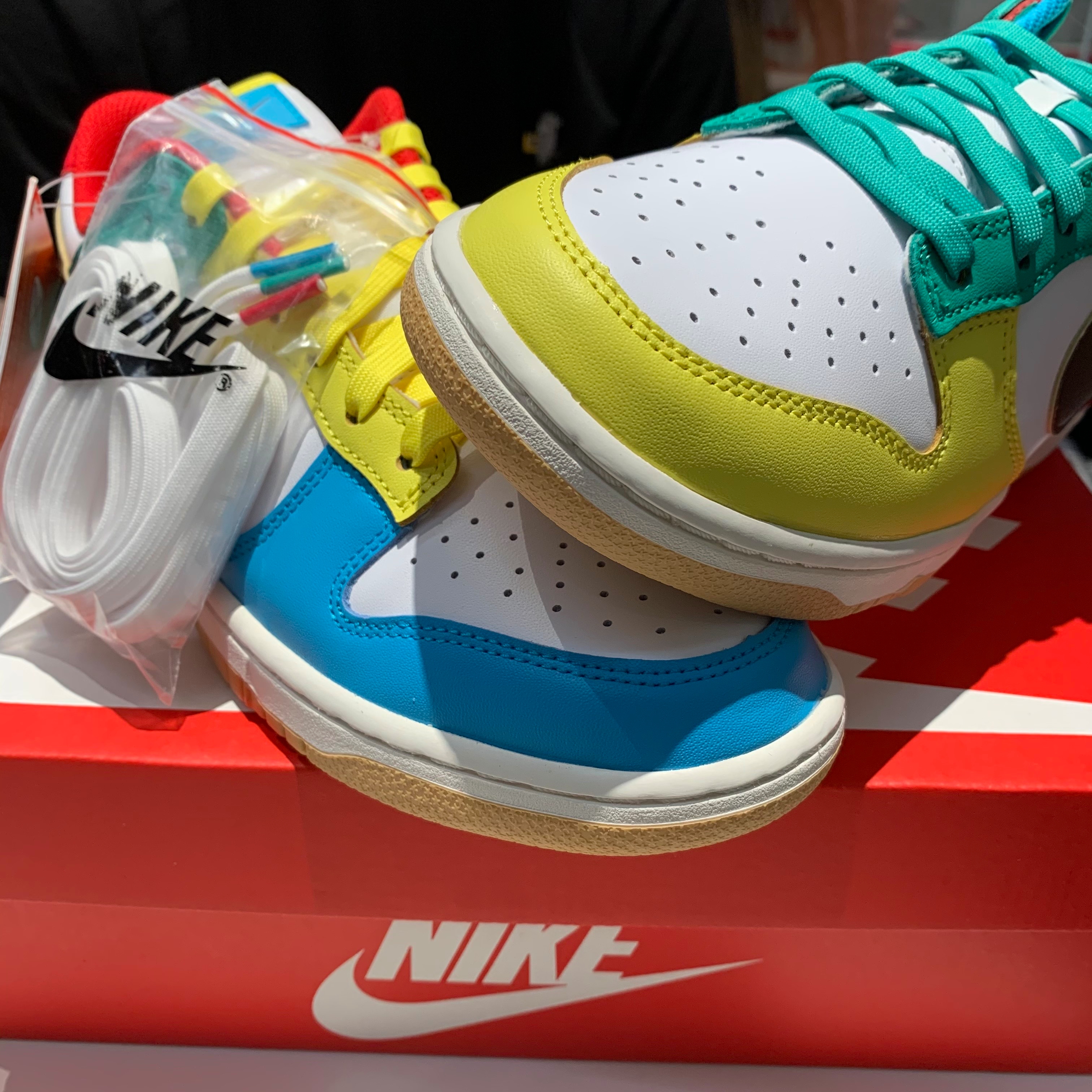 Nike Dunk Low SE Free.99 White 착용 스타일 - 2