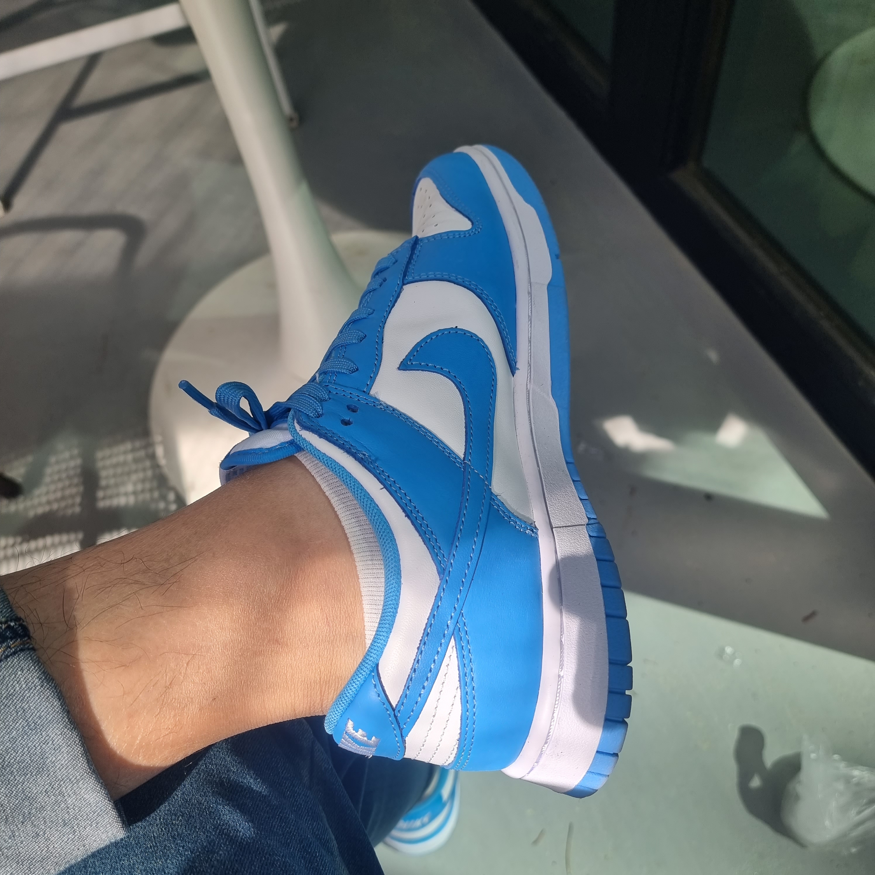 Nike Dunk Low Retro University Blue 착용 스타일 - 2