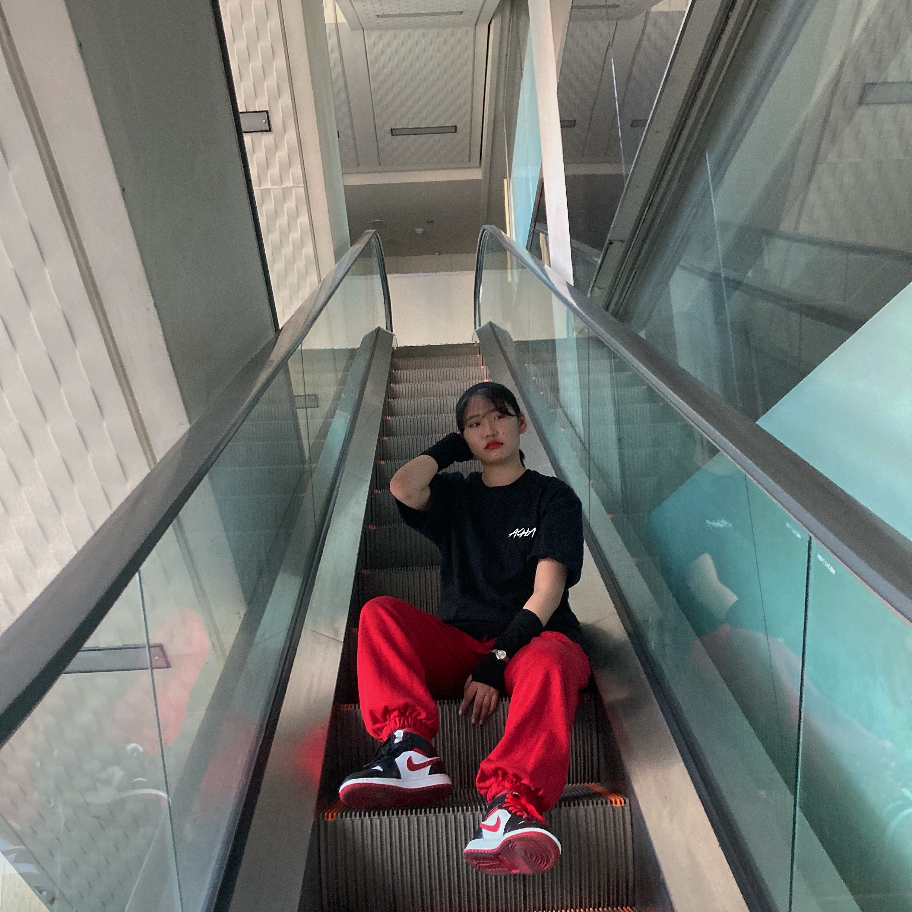 Jordan 1 Mid Gym Red Black White, (GS) Jordan 1 Mid Gym Red Black White 착용 스타일 - 2