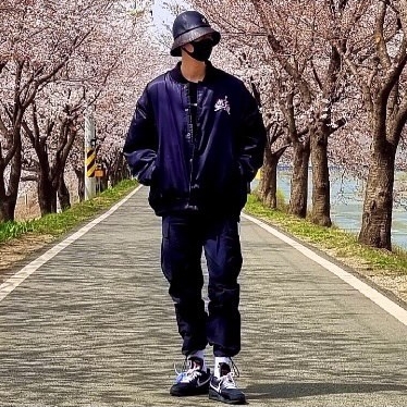 KREAM 프로필 이미지