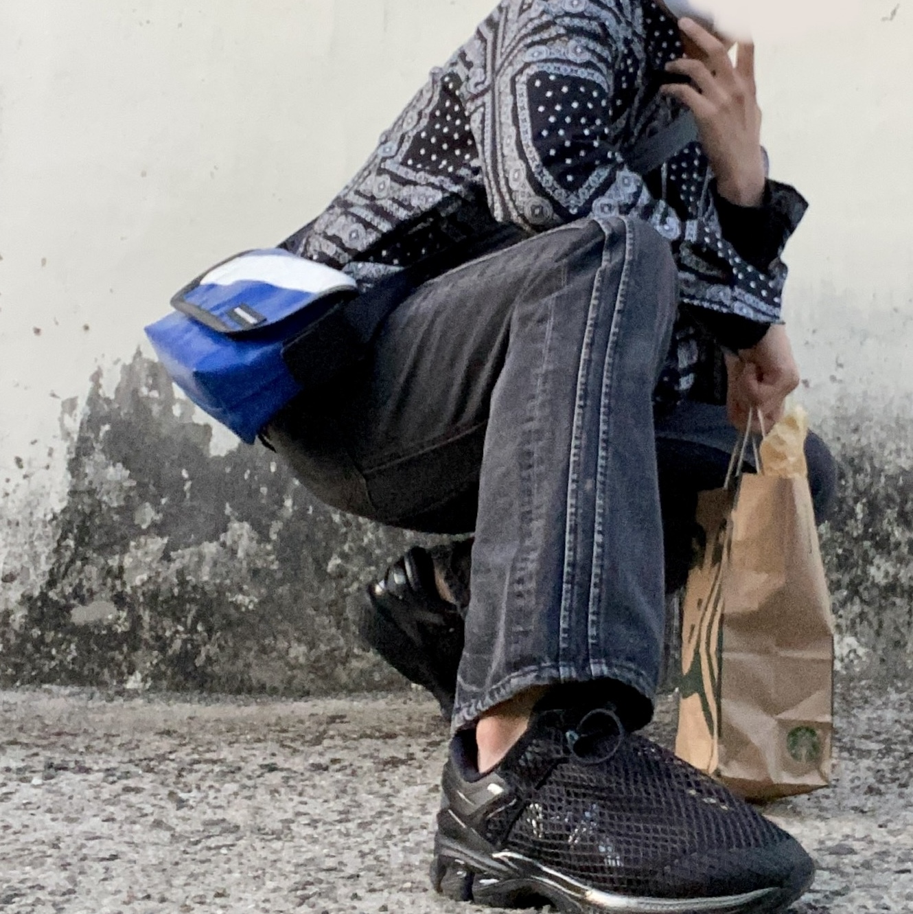 Asics x Vivienne Westwood Gel-Kayano 26 Black 착용 스타일 - 1