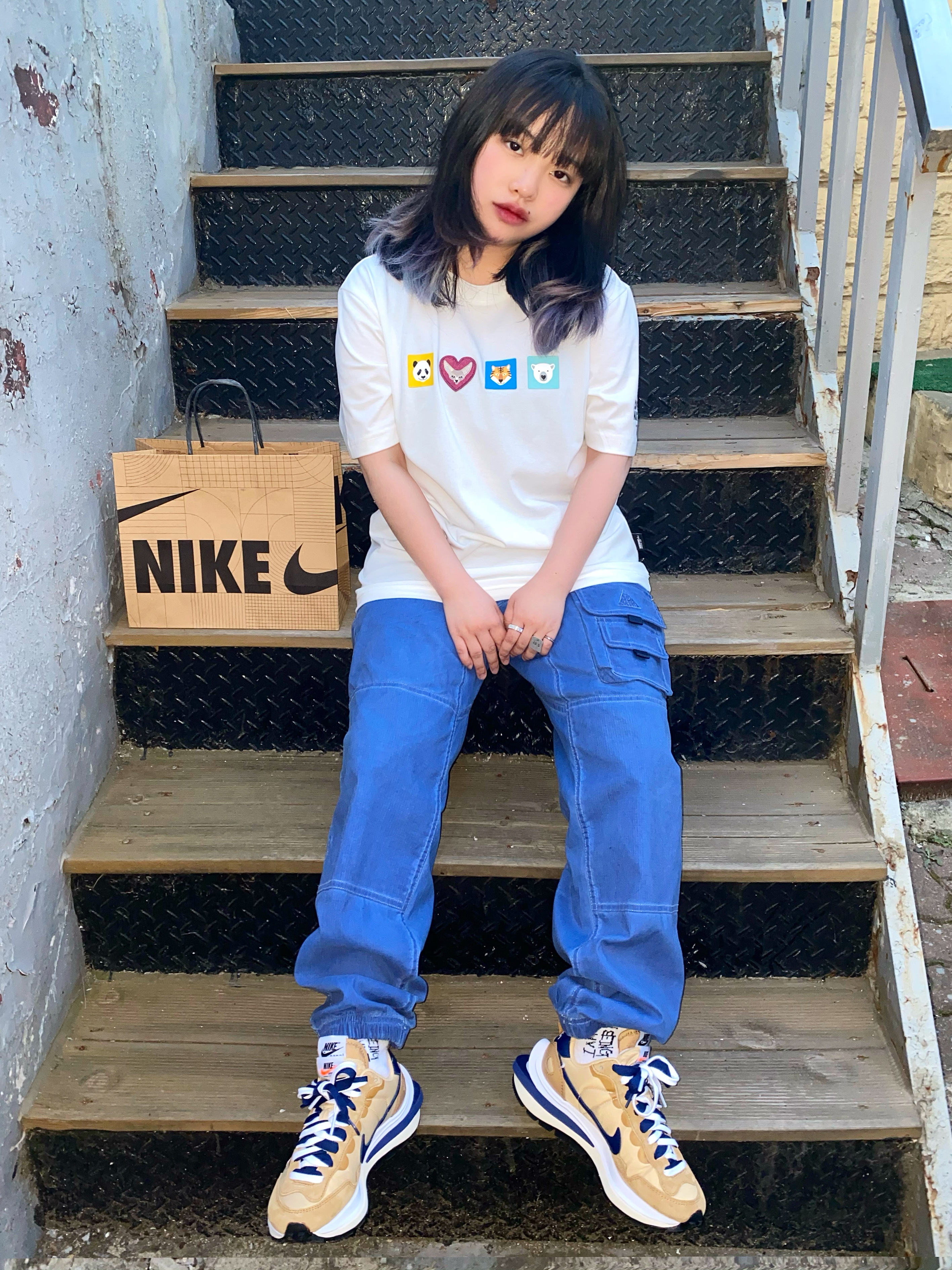 Nike x Sacai VaporWaffle Sesame and Blue Void 착용 스타일
