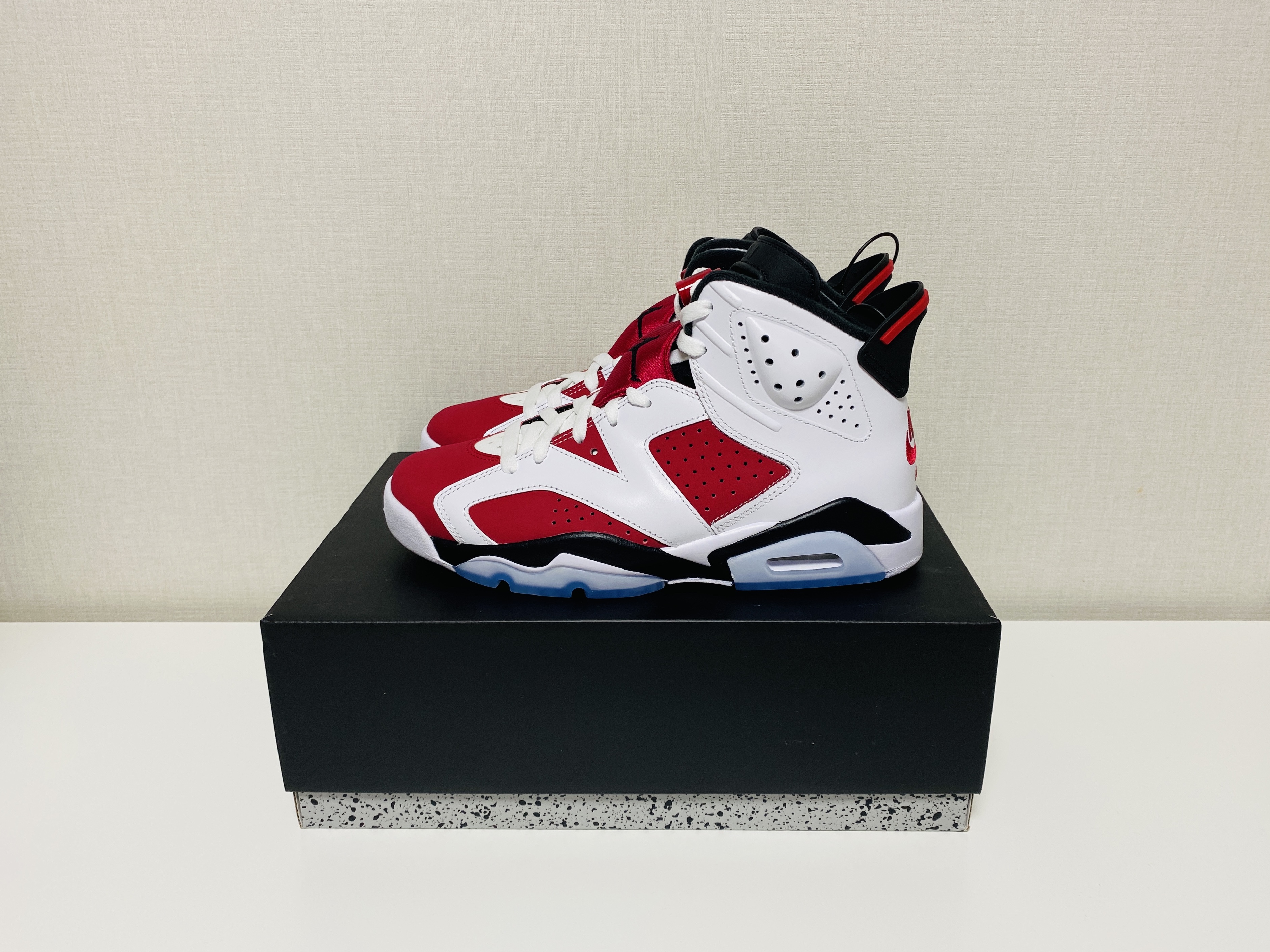 Jordan 6 Retro Carmine 2021 착용 스타일 - 1