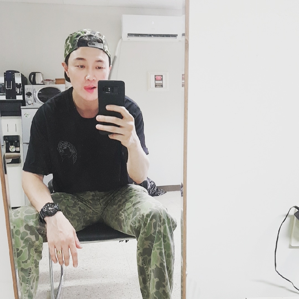 KREAM 프로필 이미지