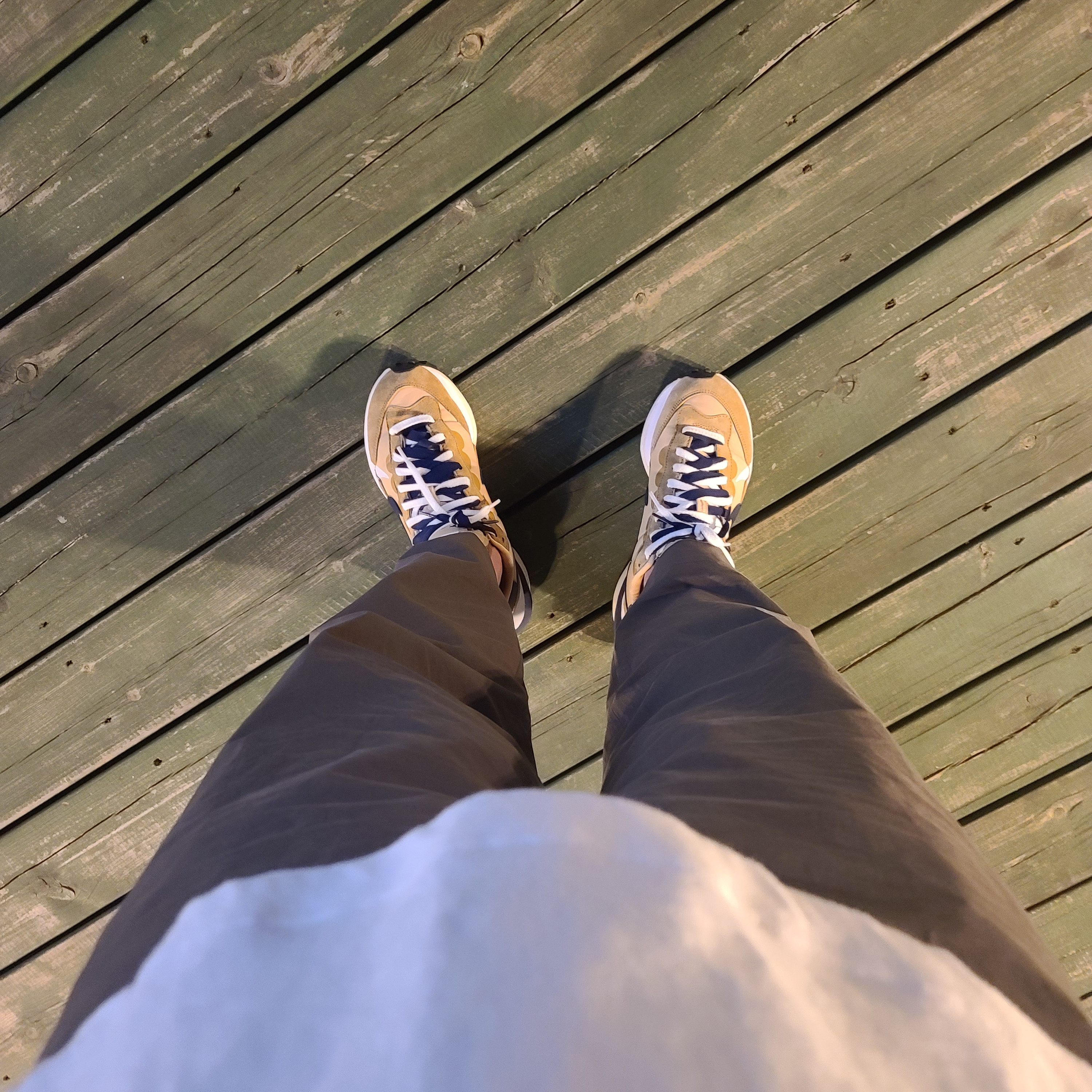 Nike x Sacai VaporWaffle Sesame and Blue Void 착용 스타일 - 3