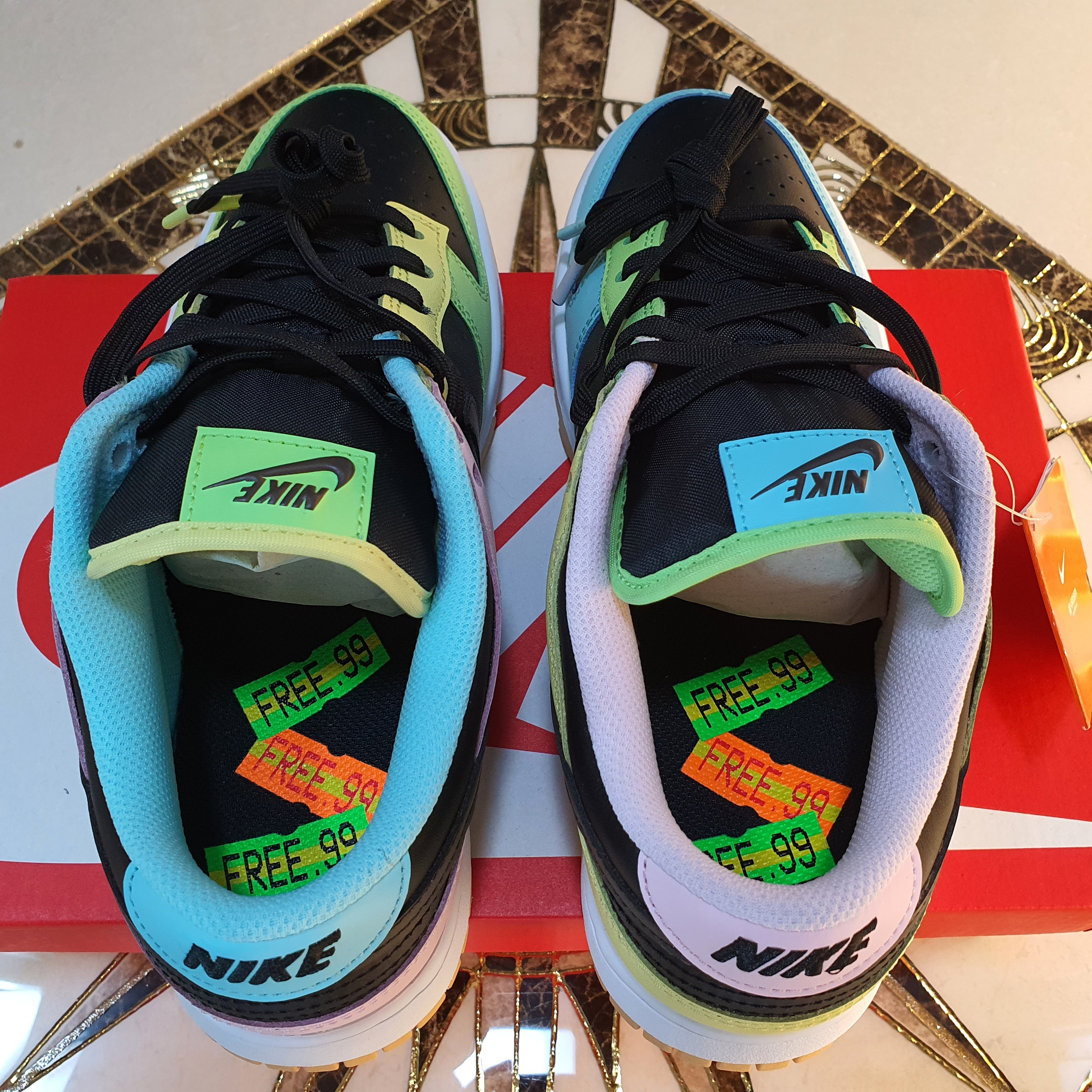 Nike Dunk Low SE Free.99 Black 착용 스타일 - 4