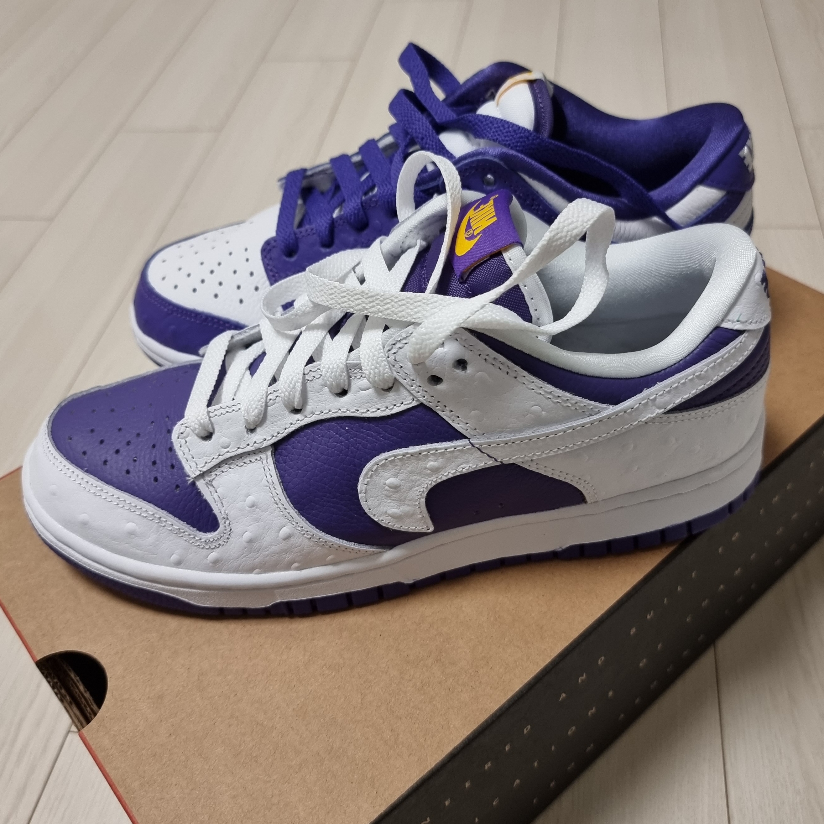 (W) Nike Dunk Low SE Flip 착용 스타일 - 2