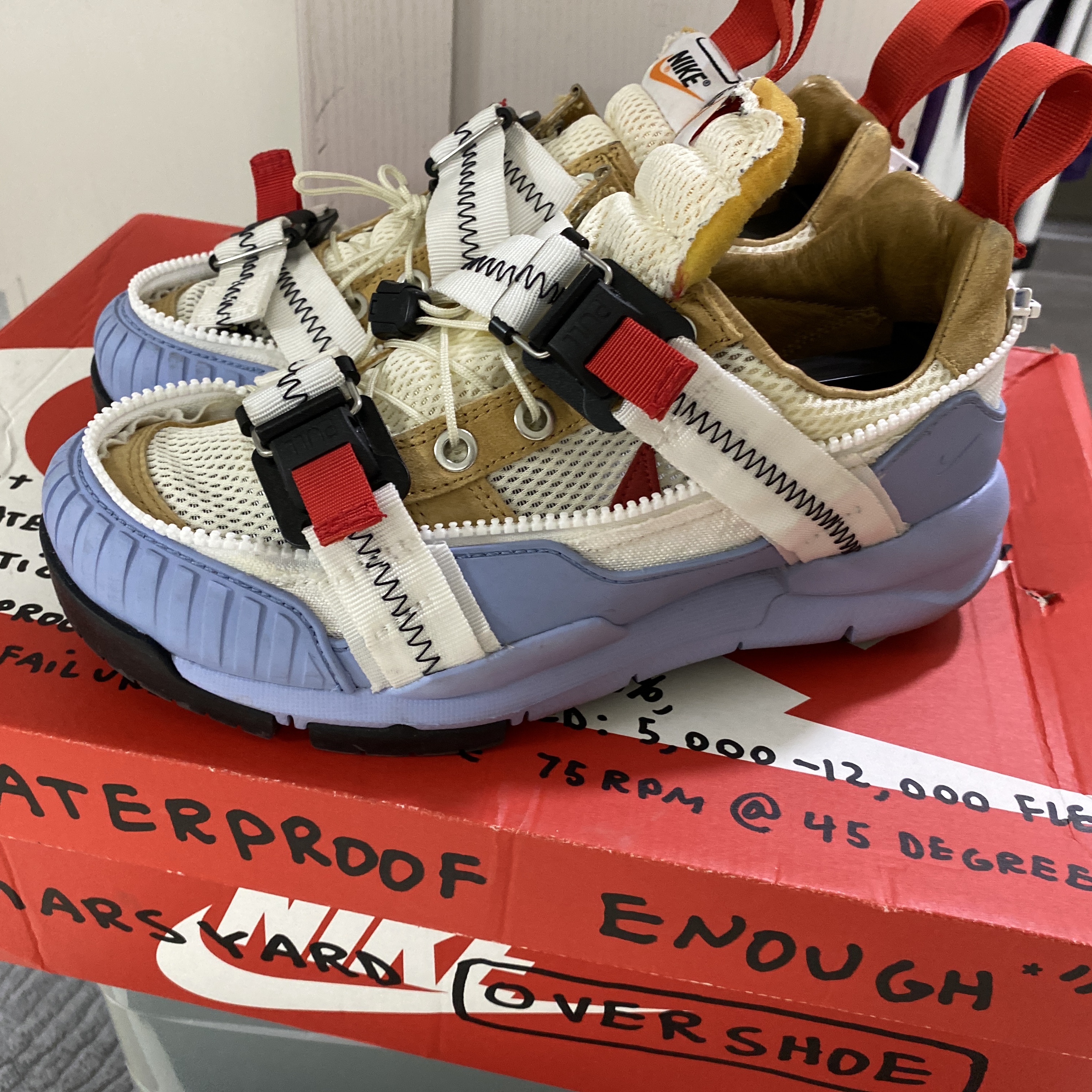Nike x Tom Sachs Mars Yard Overshoe 3.0 착용 스타일 - 2