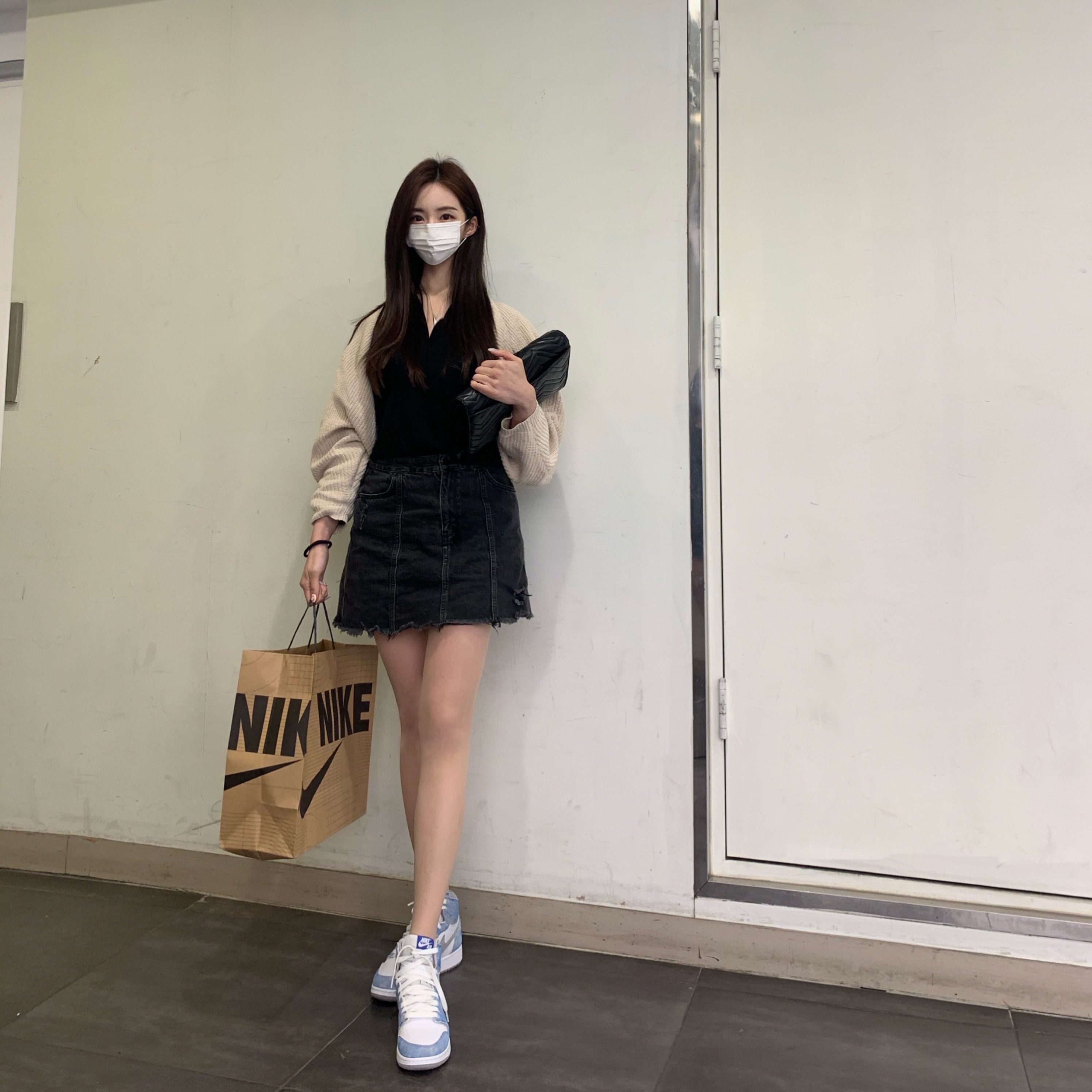 (GS) Jordan 1 Retro High OG Hyper Royal 착용 스타일